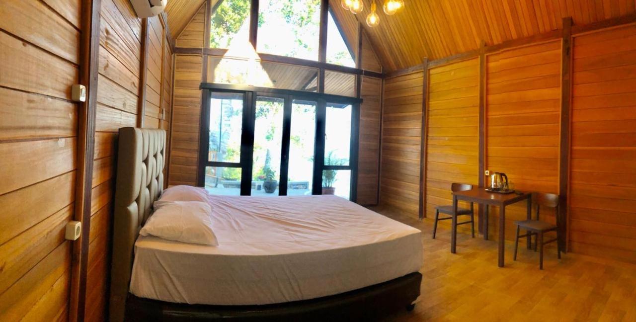 Twin Room with Sea View