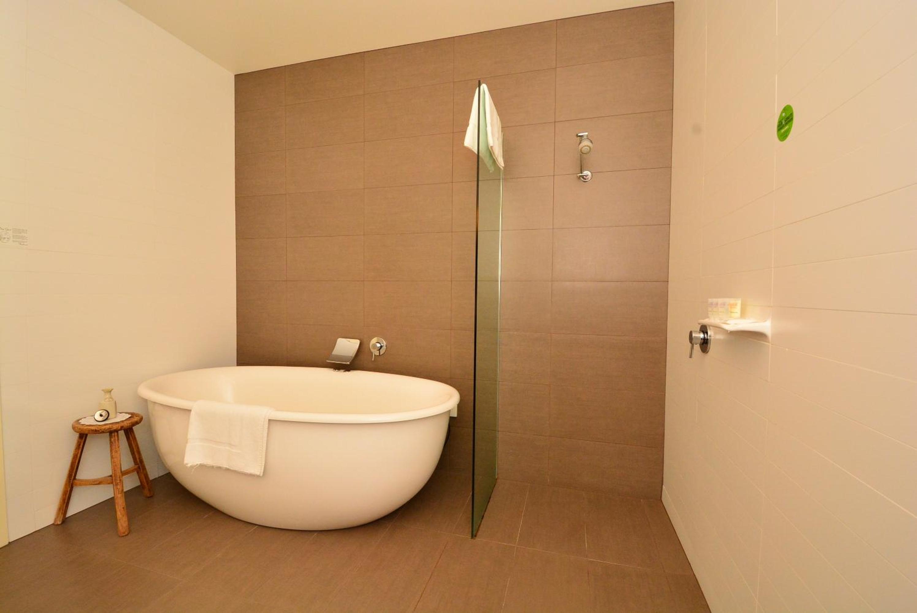 Deluxe Triple Room photo 2