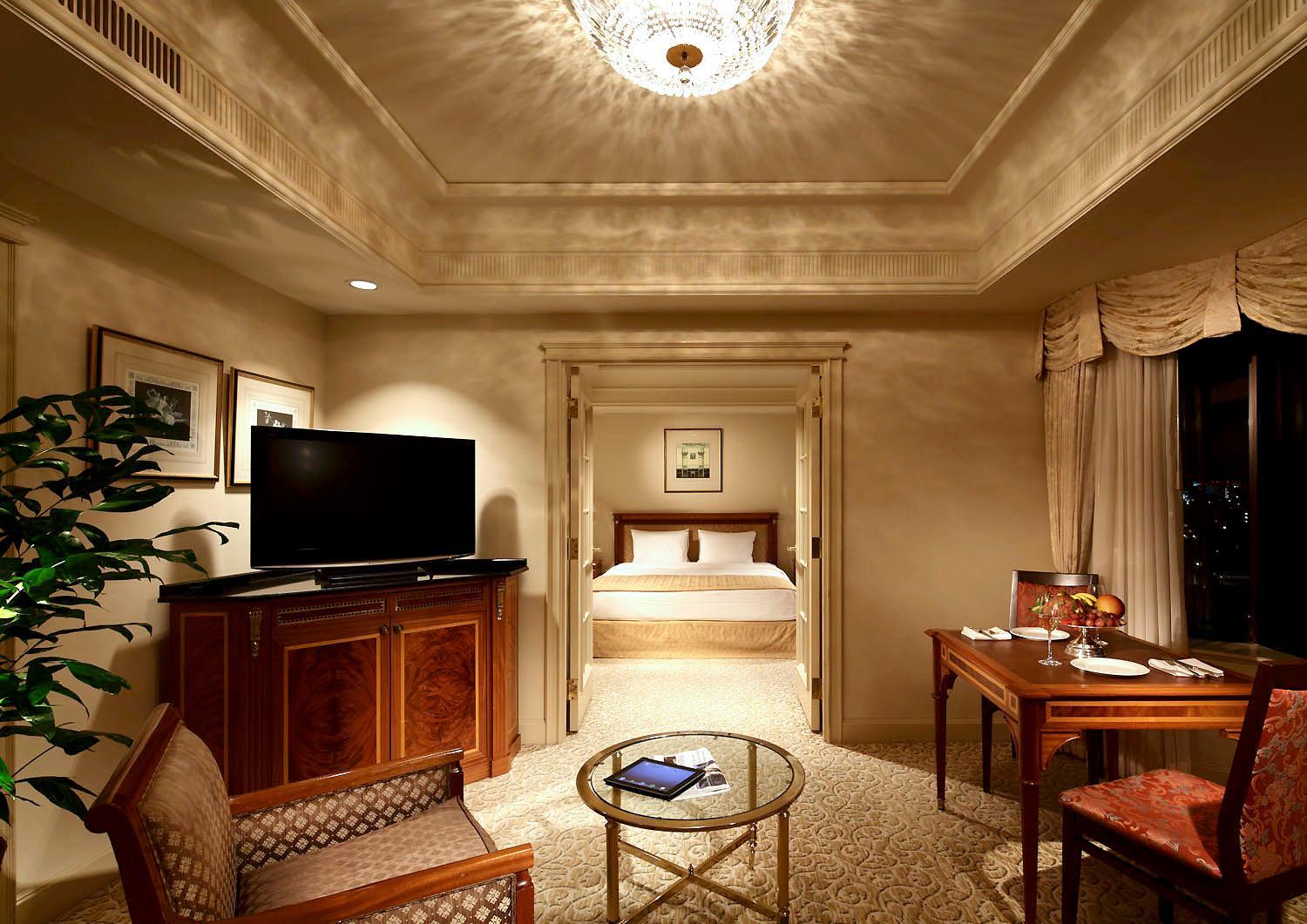 Executive Floor - Junior Suite Double - Non-Smoking - Free access to gym & pool with breakfast