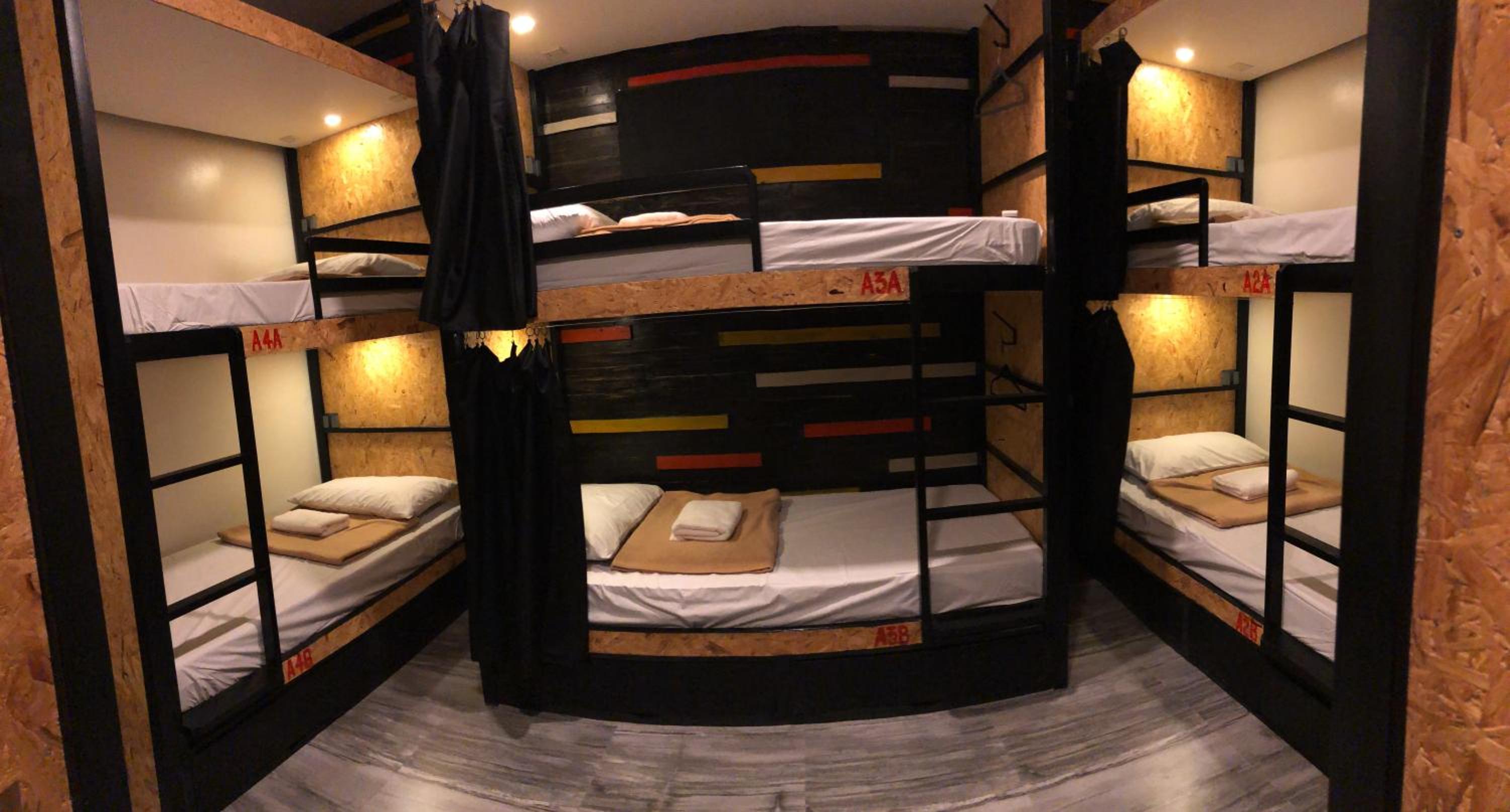 Bed in 10-Bed Mixed Dormitory Room photo 2