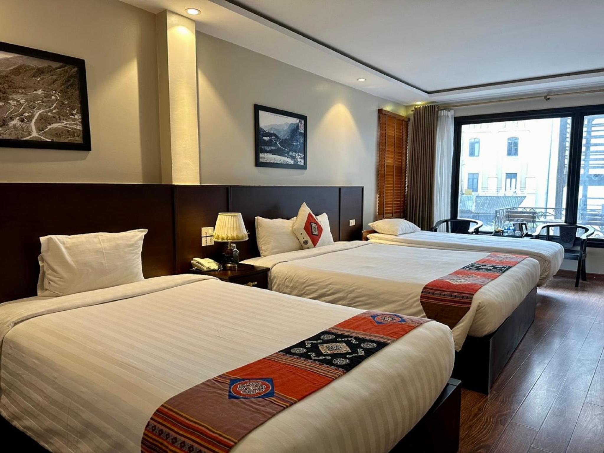 Triple Room with Balcony