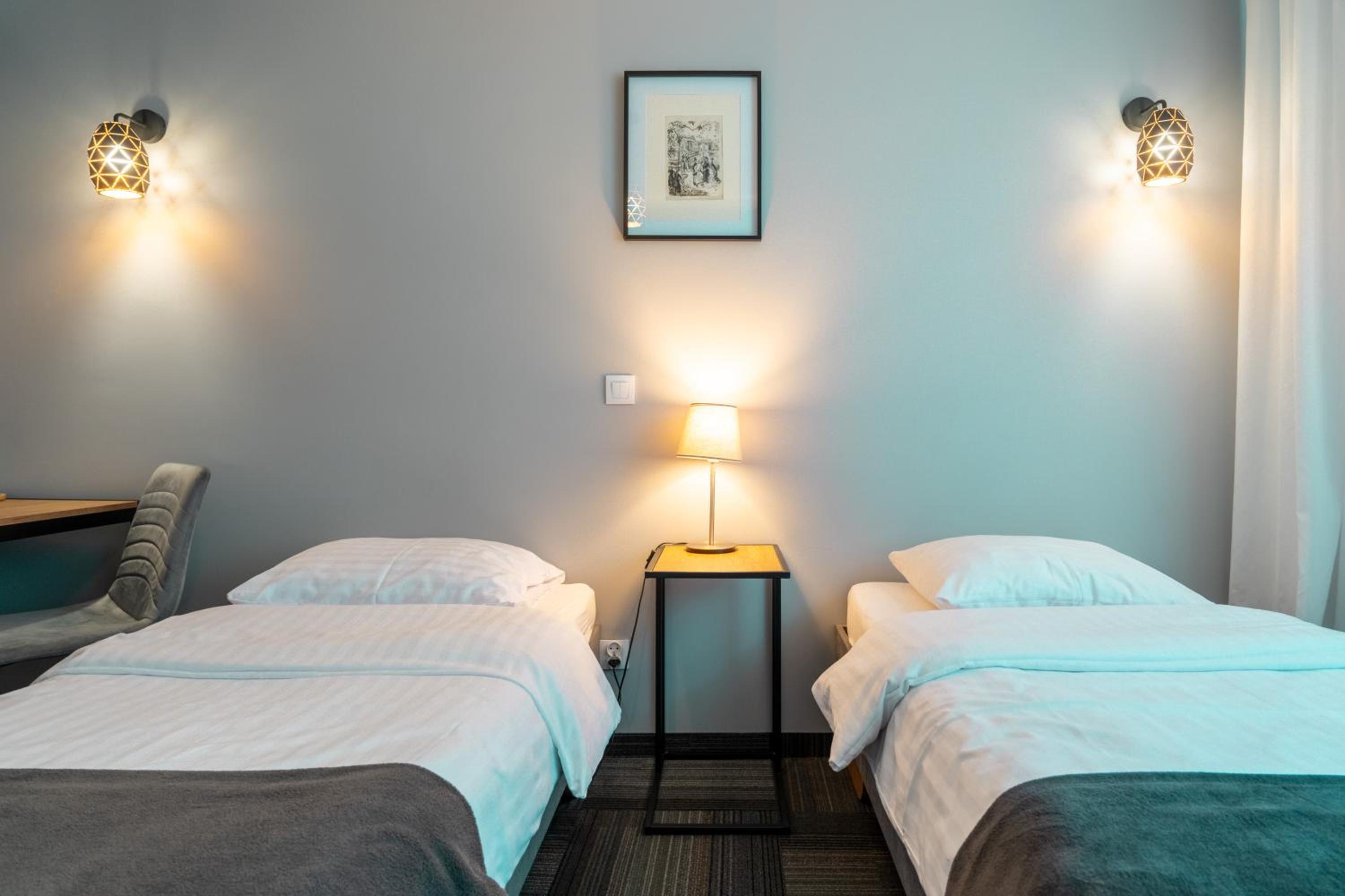 Double Room with Private Bathroom - Photo 1