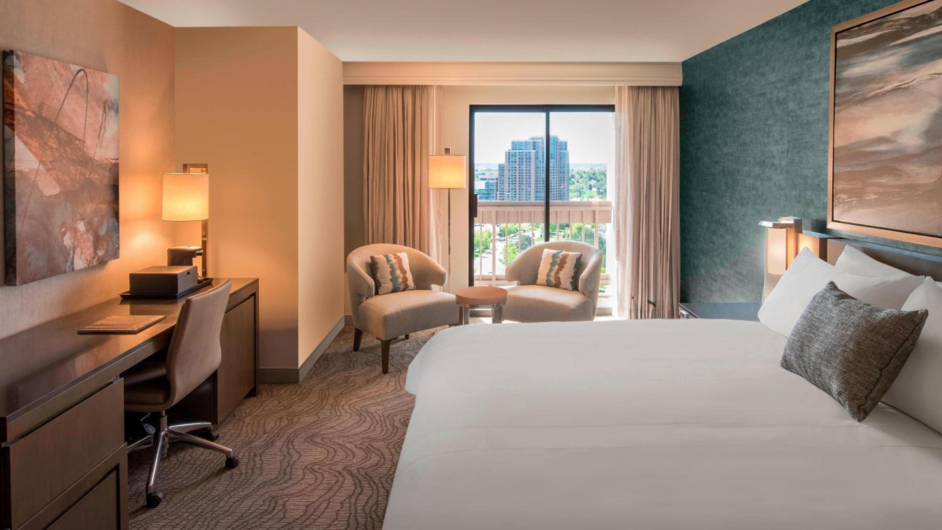 King or Double Room with Balcony - Photo 2