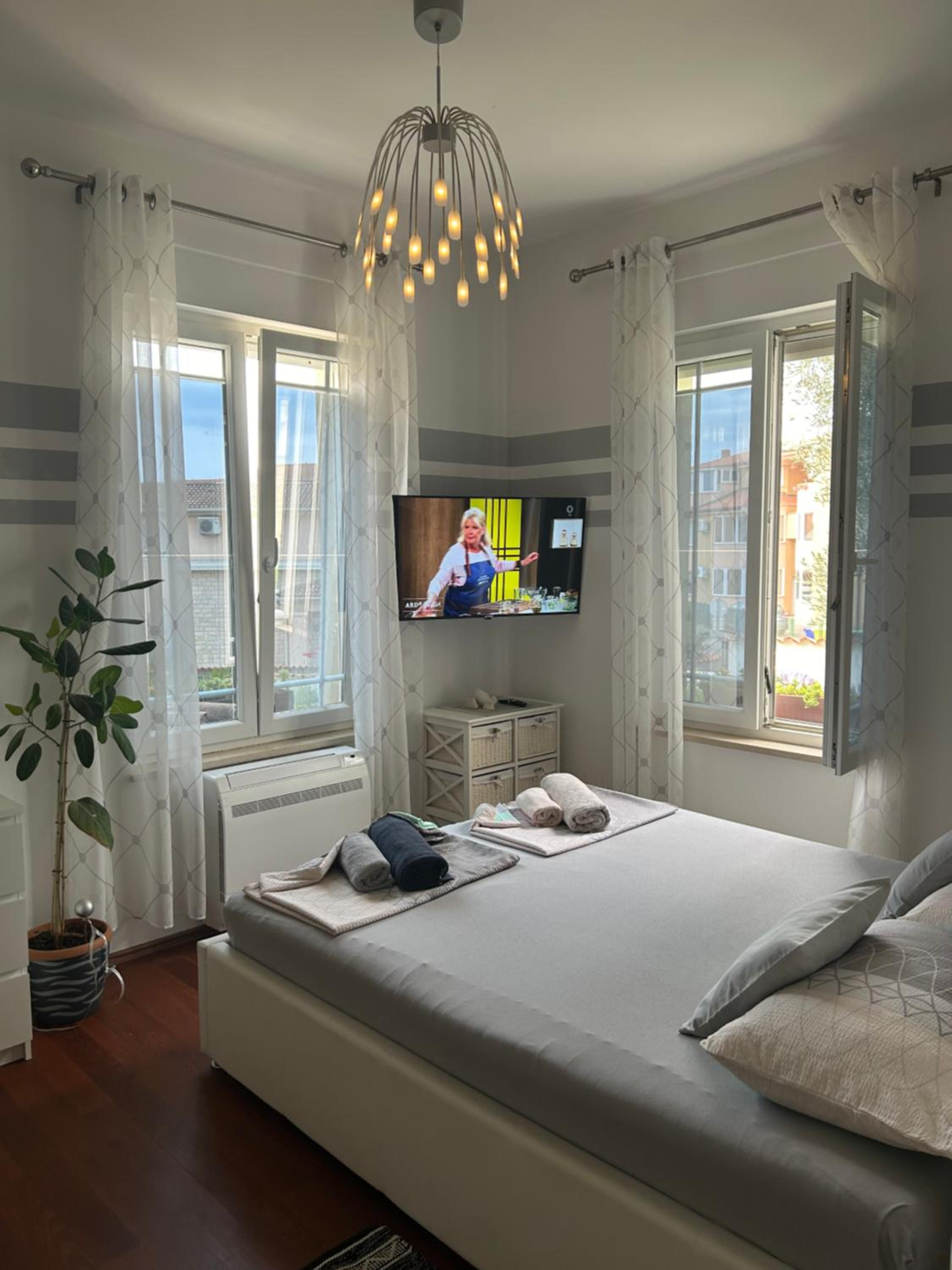 Studio Apartment with Sea View photo 1