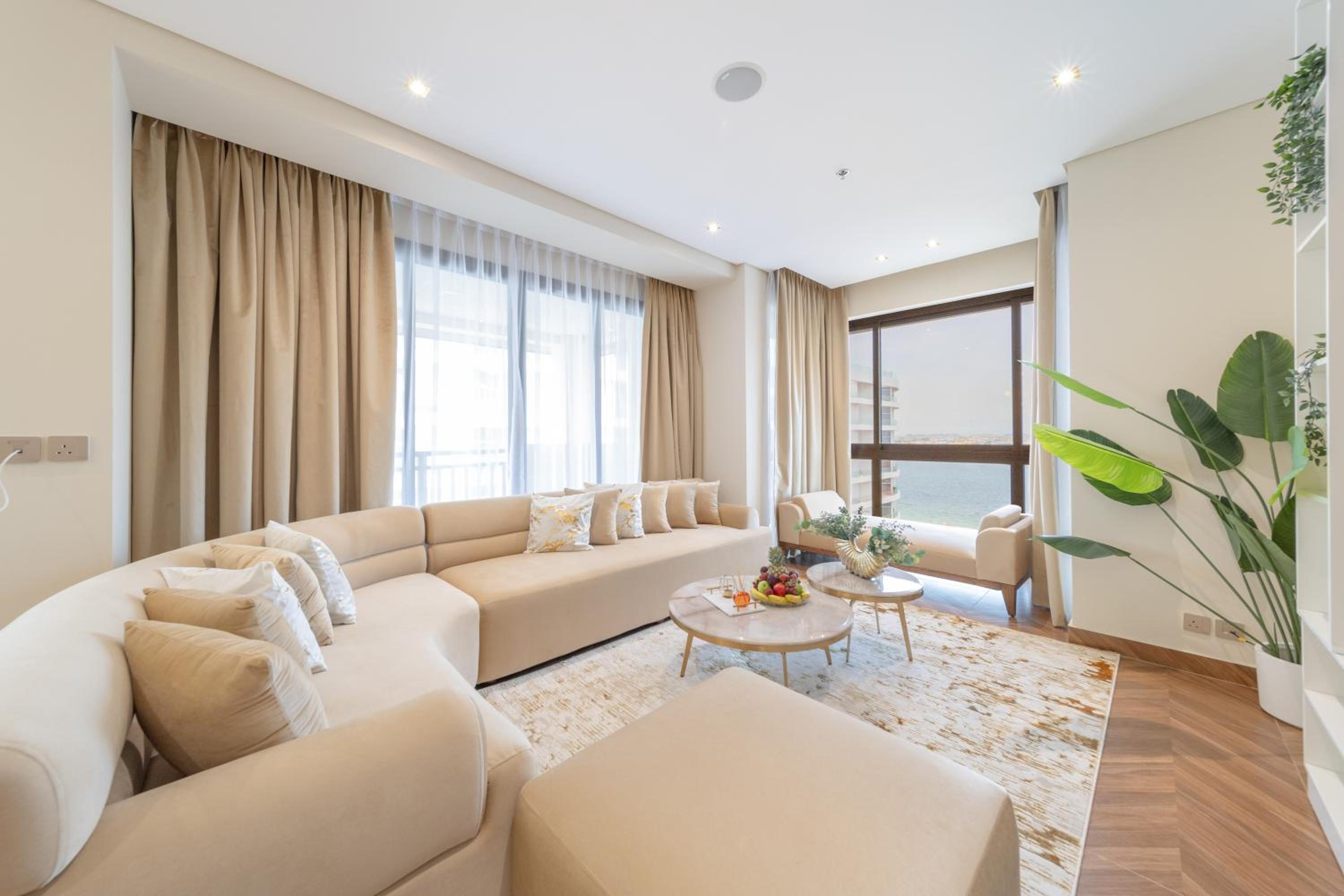 Two-Bedroom Apartment with Sea View photo 2
