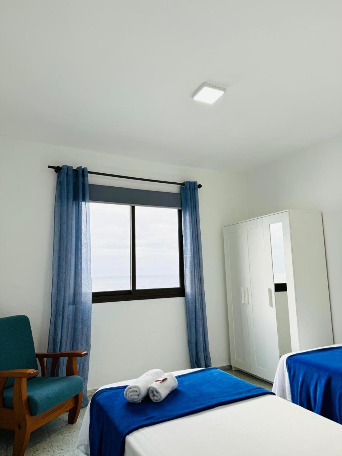 Apartment (3 Adults) photo 2