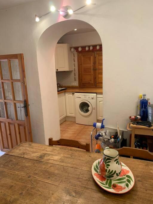 Four-Bedroom House photo 2