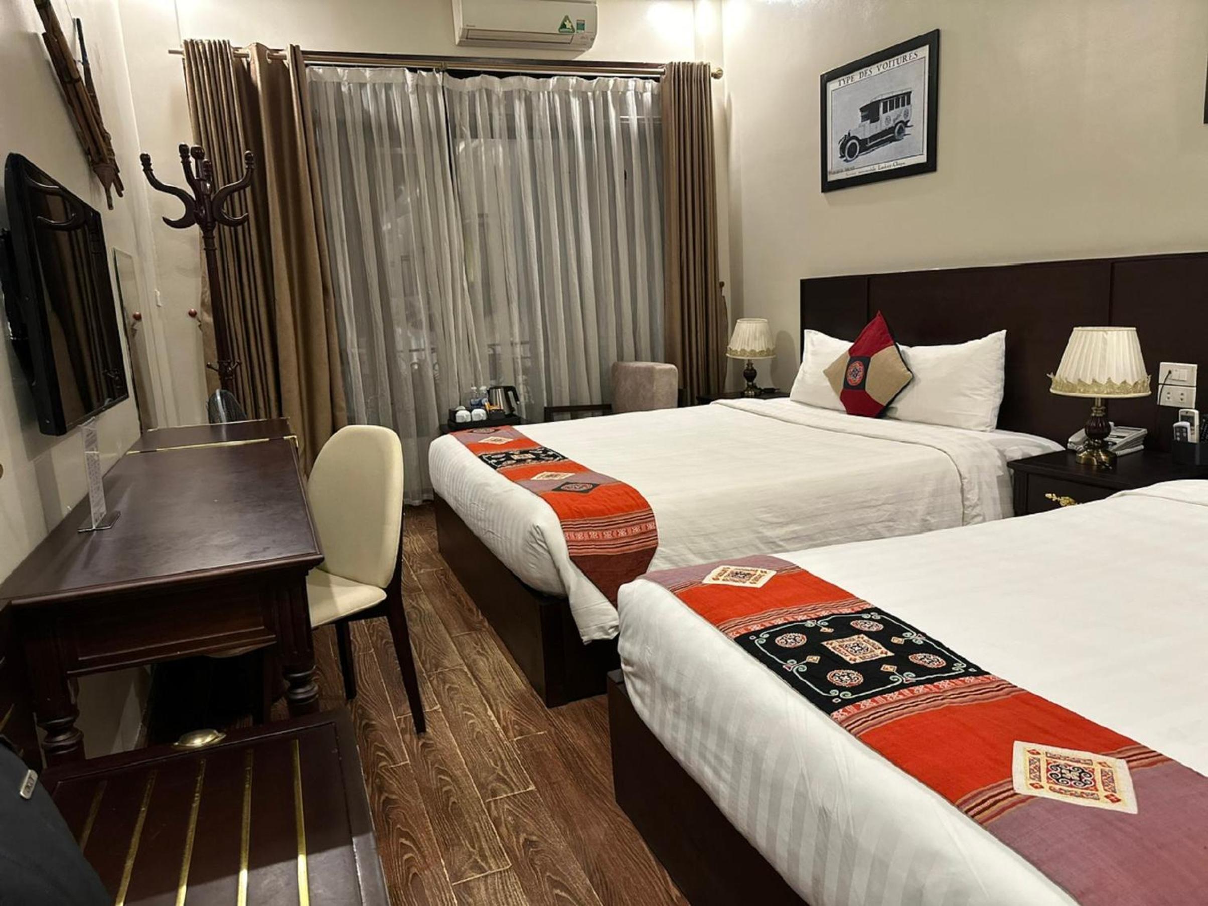 Superior Double or Twin Room photo 3