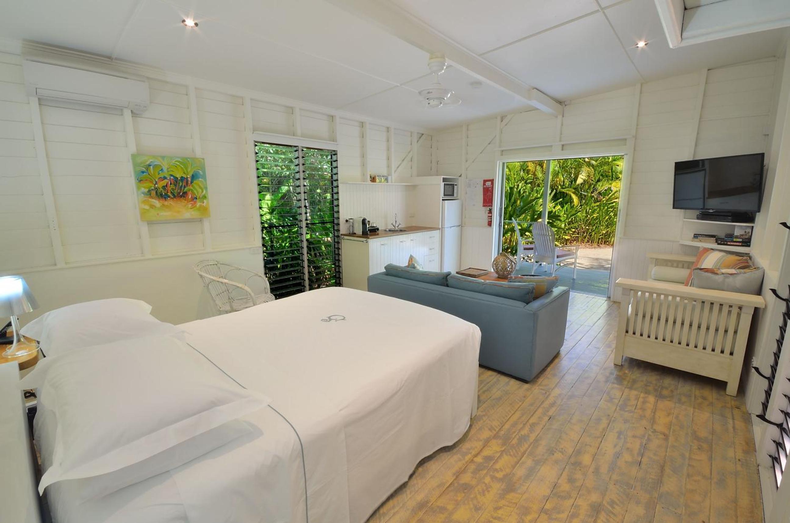 Bungalow - Beach Huts photo 2