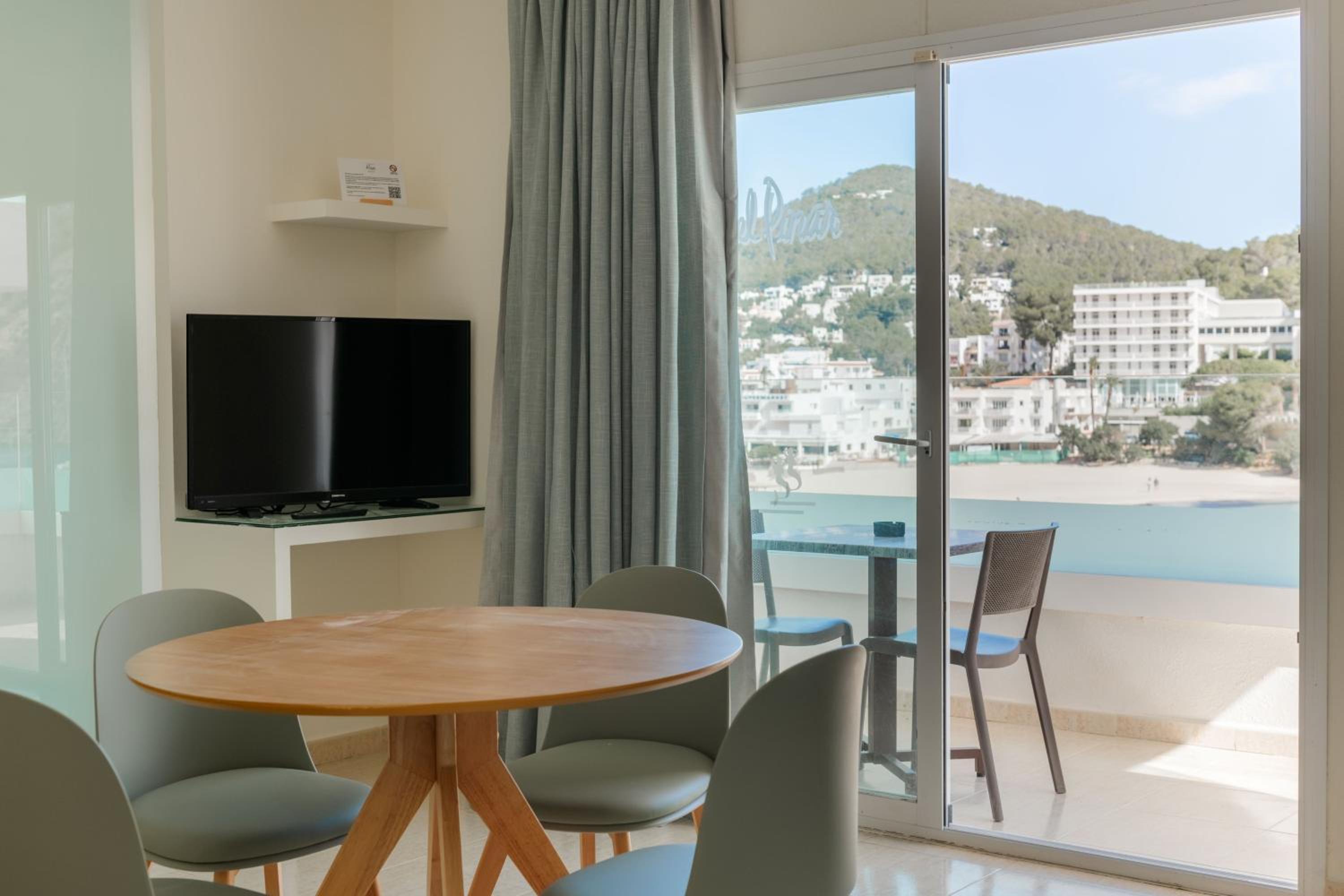 Studio with Sea View photo 2