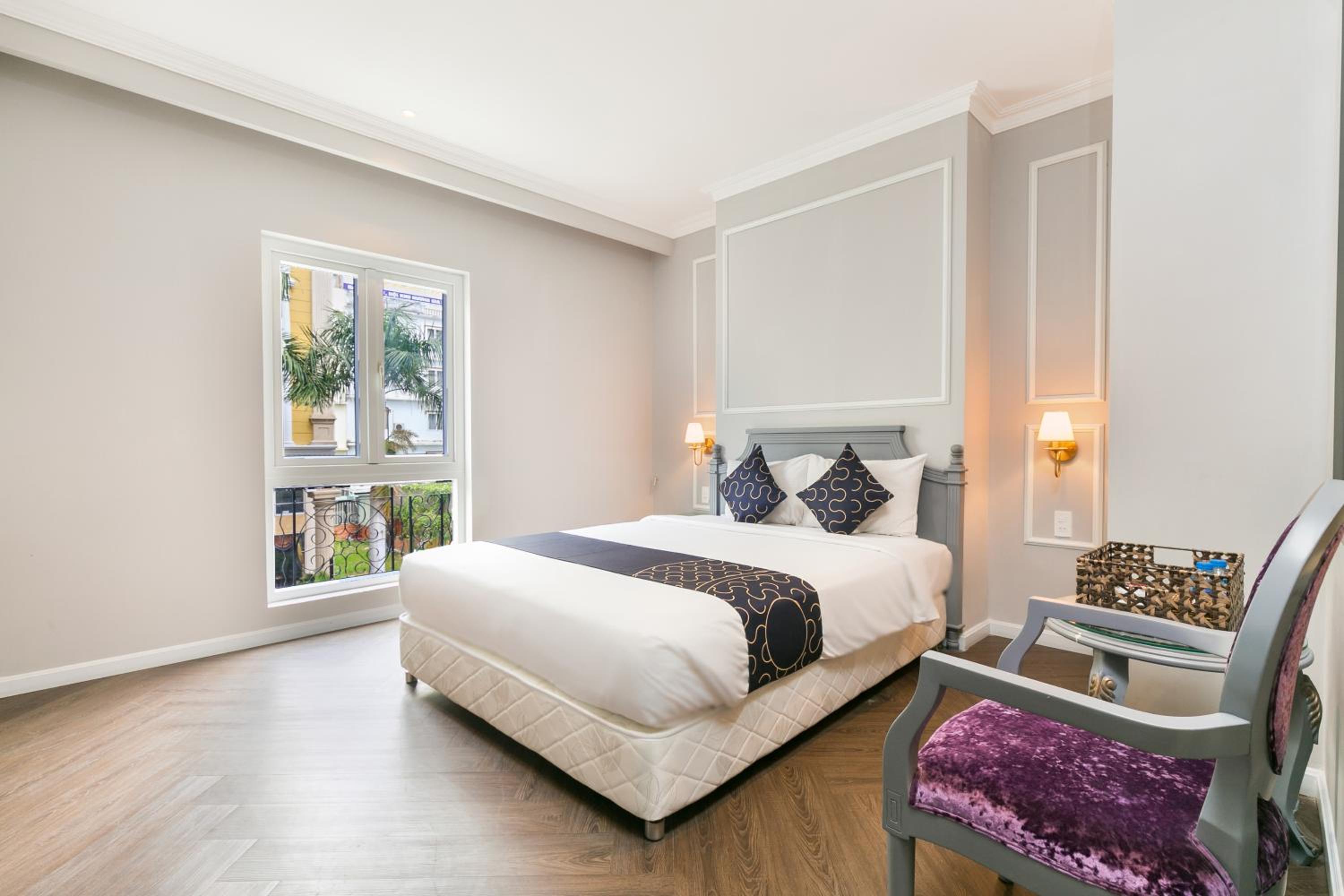 Deluxe Queen Room - Photo 4