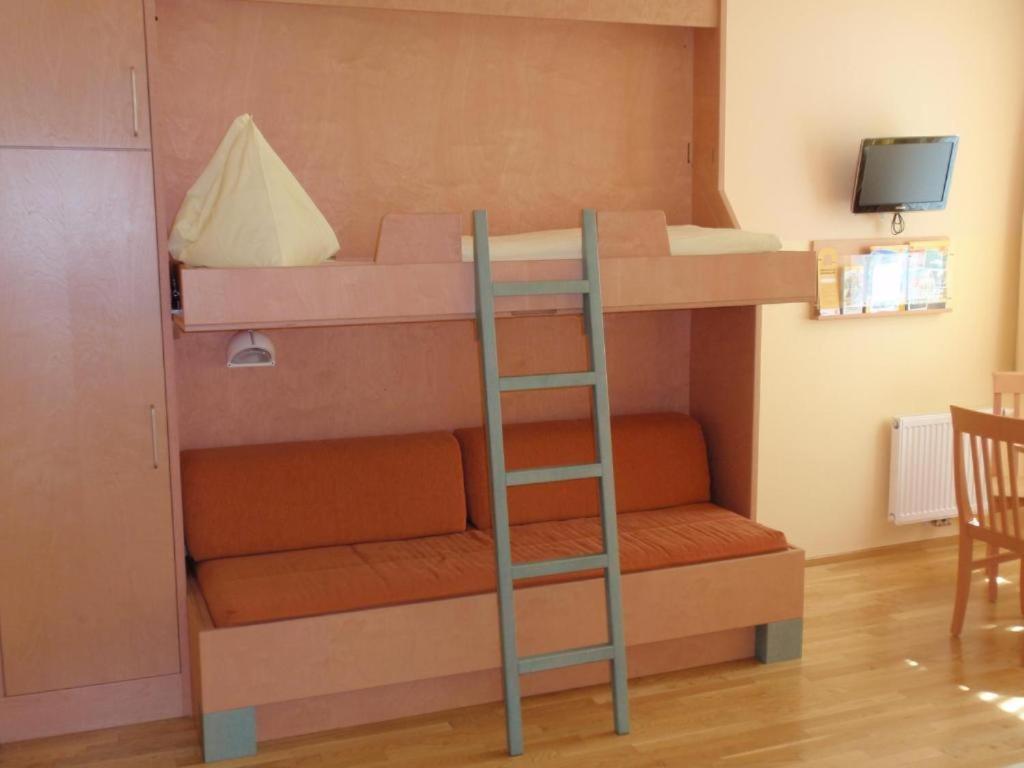 Economy Quadruple Room