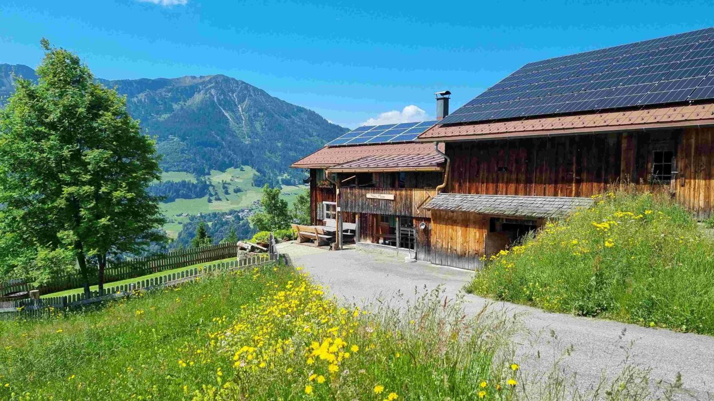 Holiday Home with Mountain View photo 2