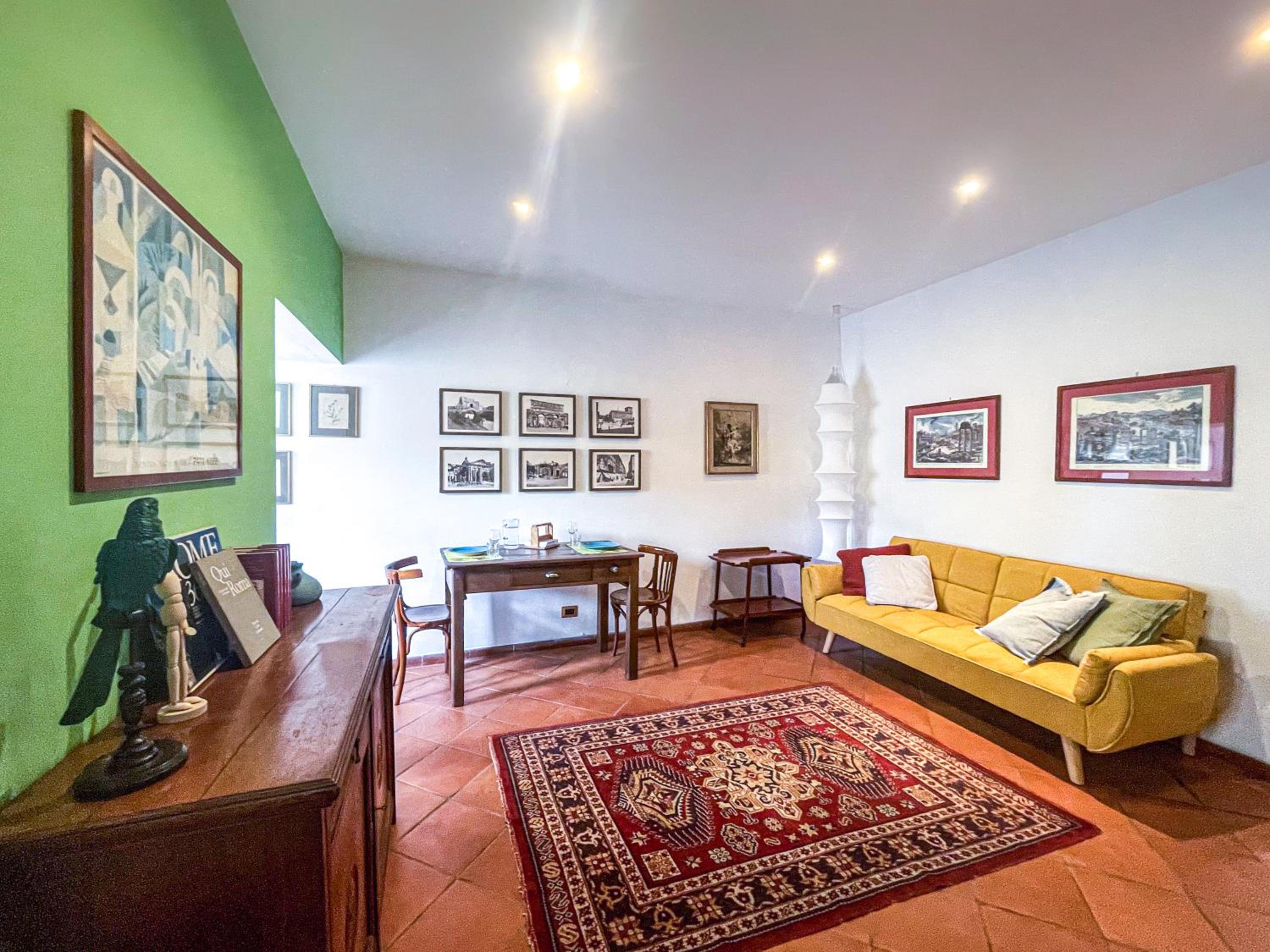 One-Bedroom Apartment - Non-Smoking
