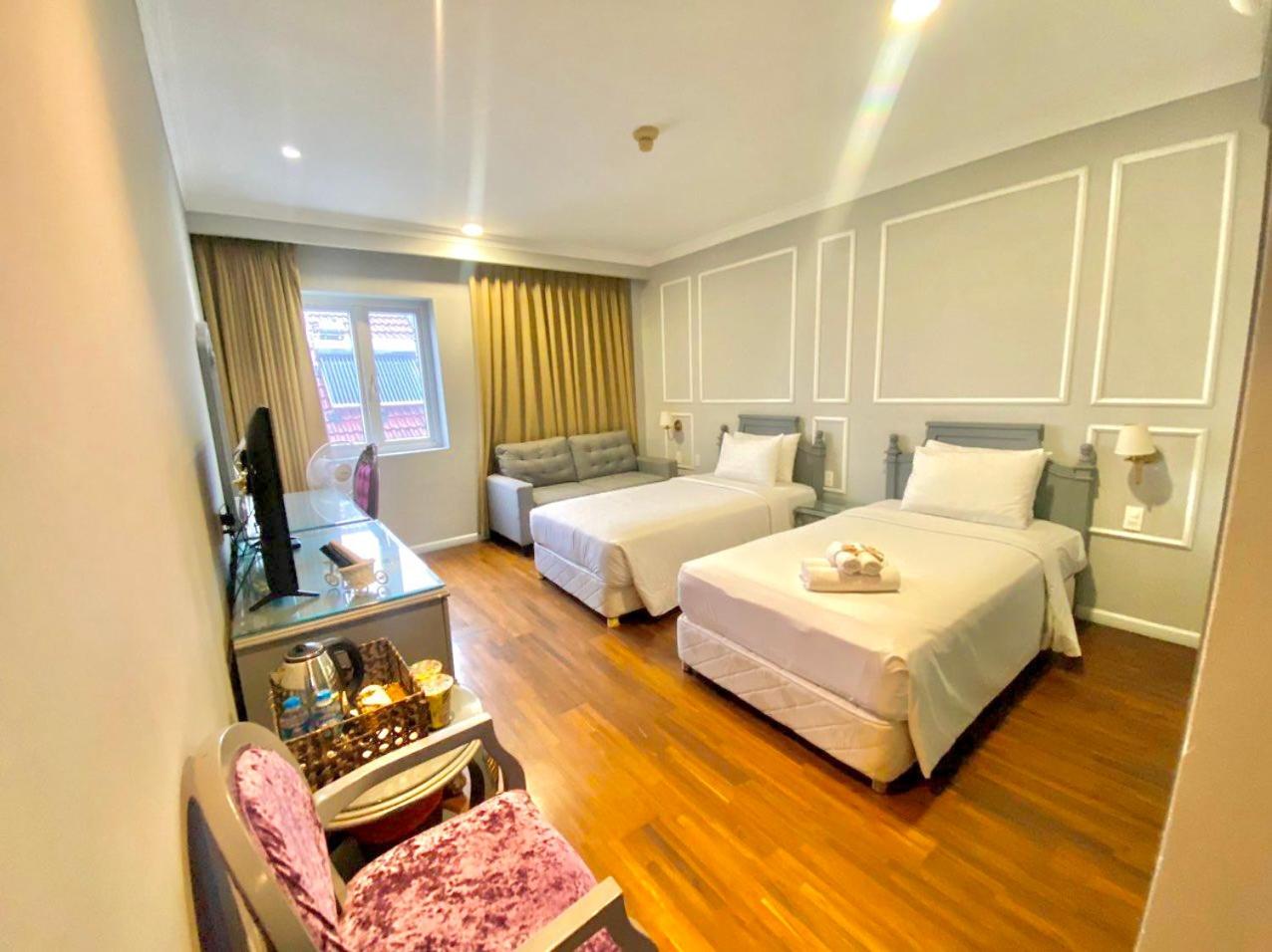 Twin Room - Photo 3
