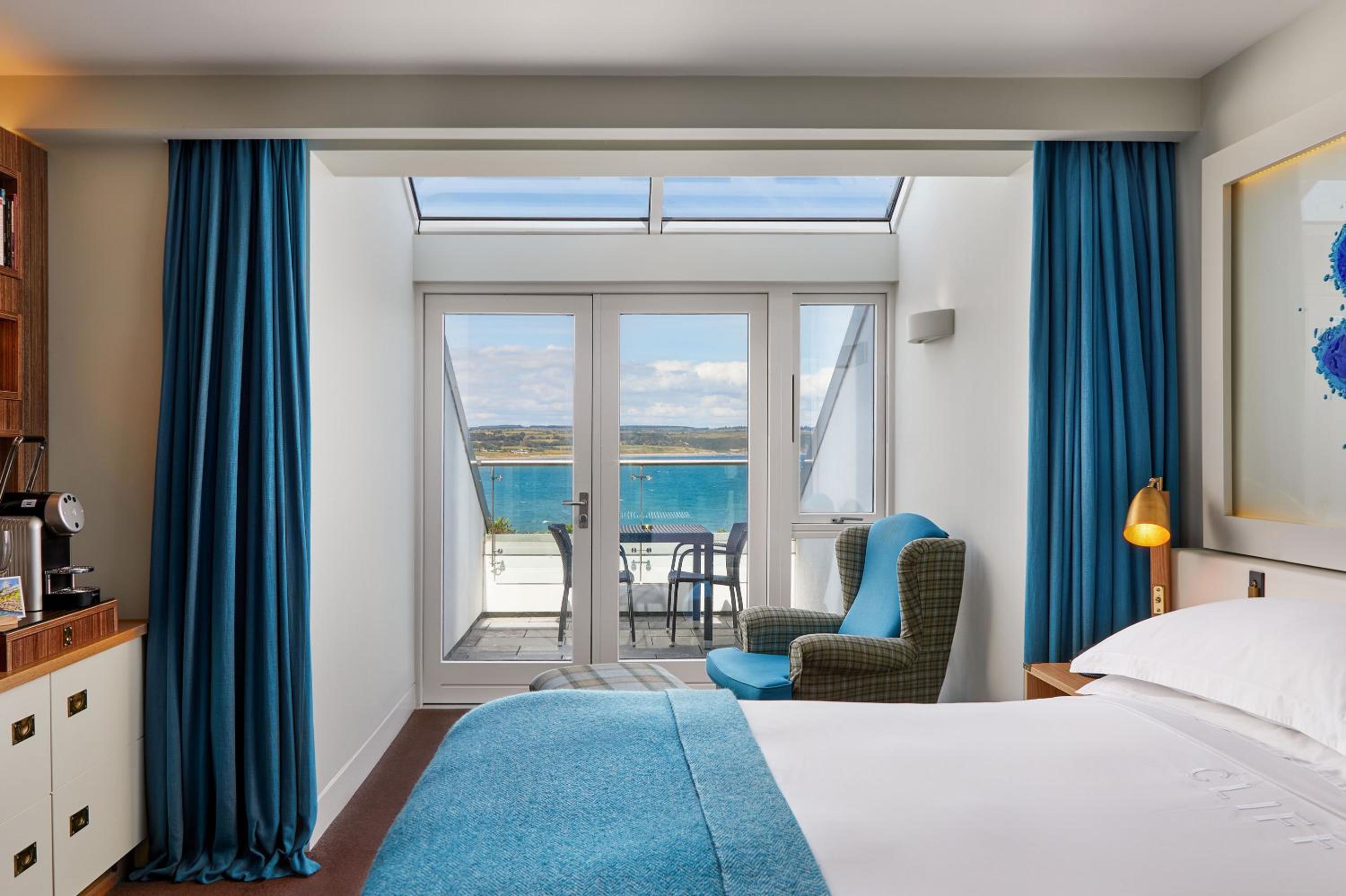 Deluxe Terrace Room