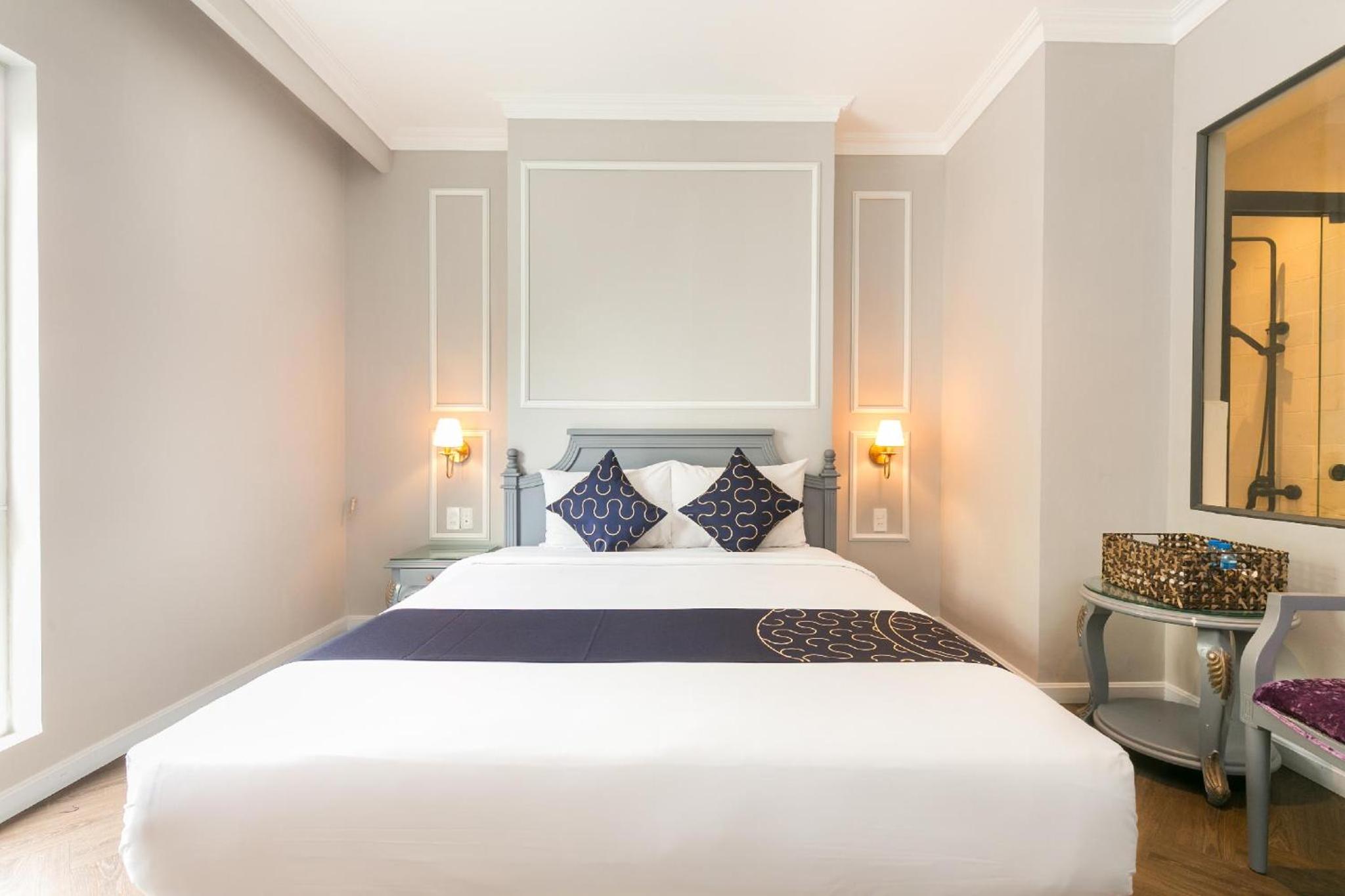 Deluxe Queen Room - Photo 5