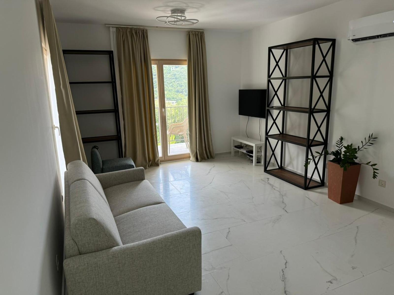 Two-Bedroom Apartment with Balcony and Sea View photo 1