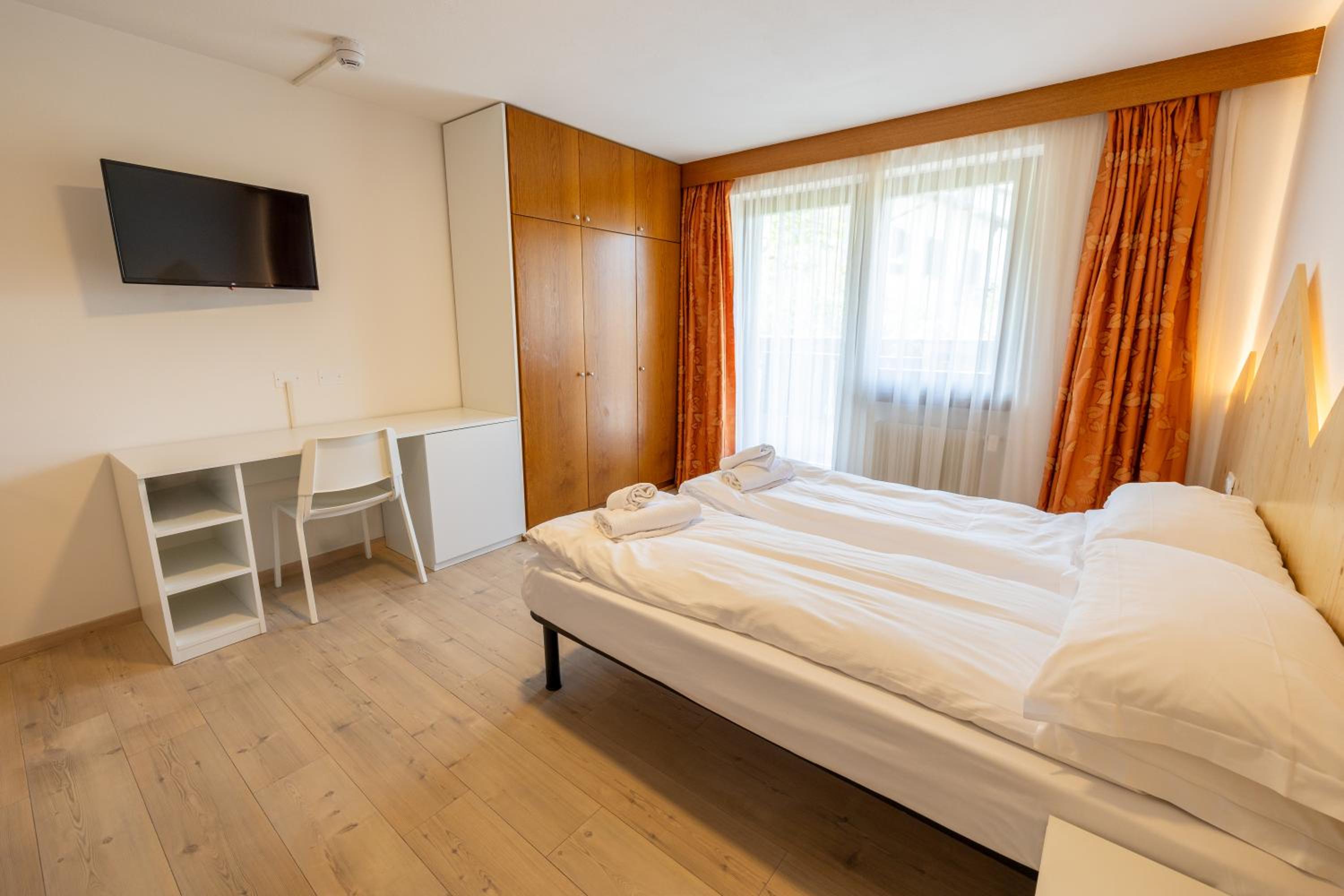 Standard Double Room - Photo 4