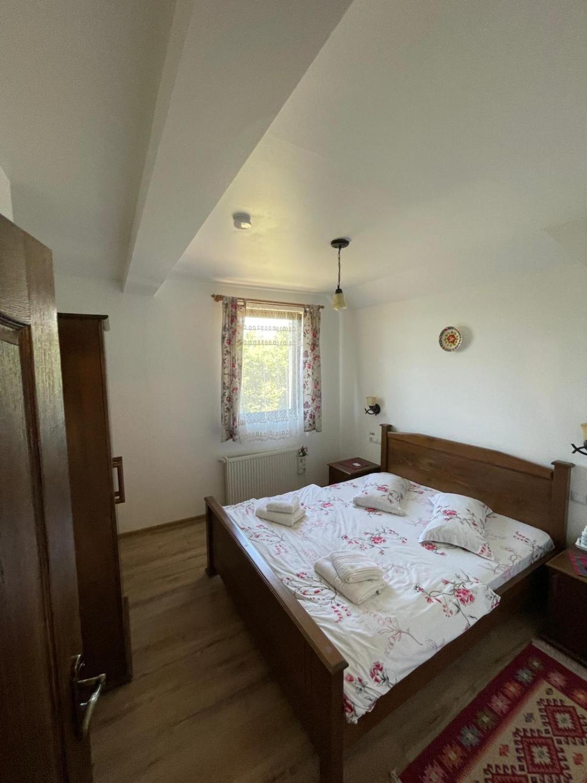 Double Room with Mountain View - Photo 7