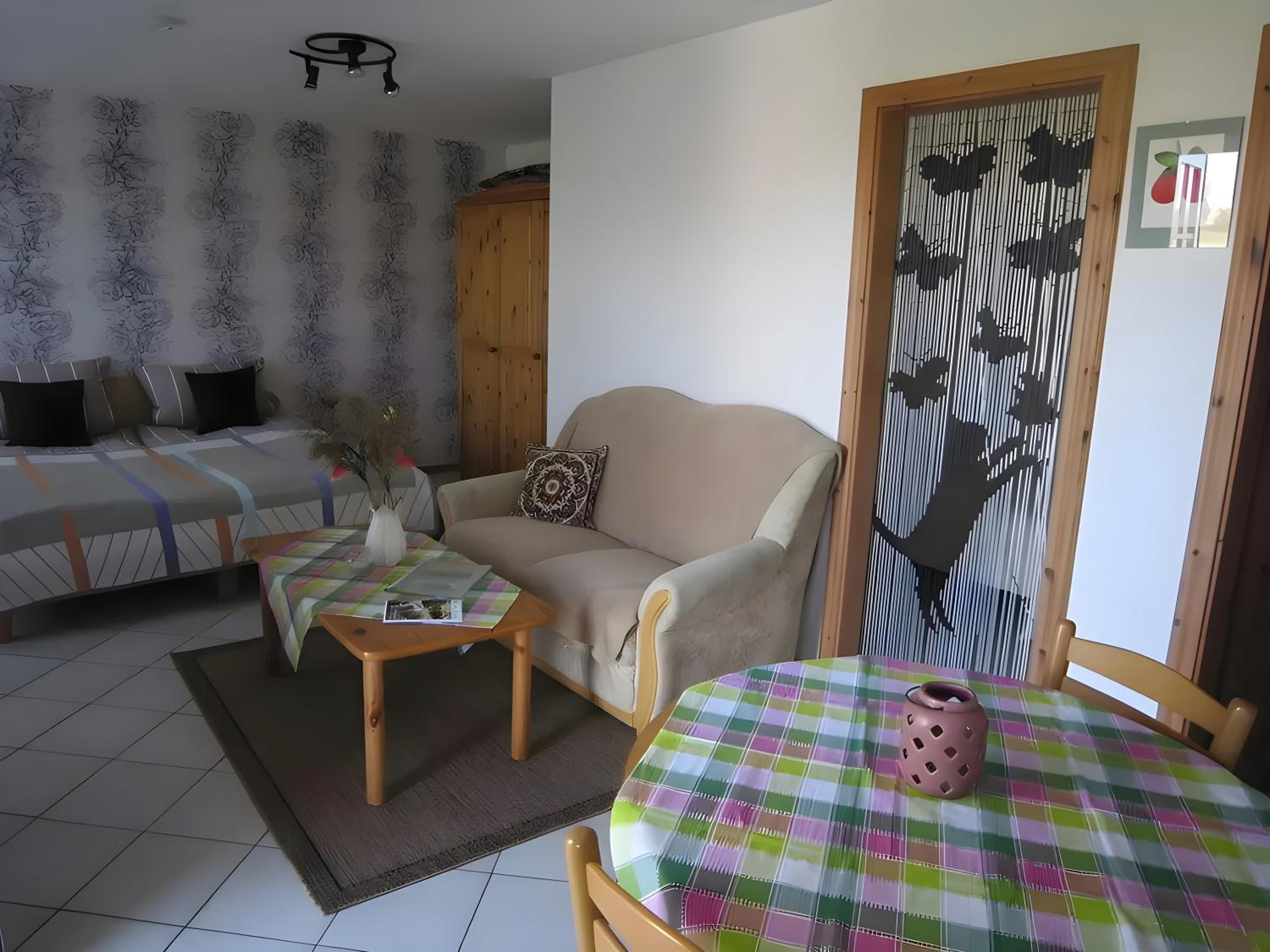 One-Bedroom Apartment with Garden View photo 1
