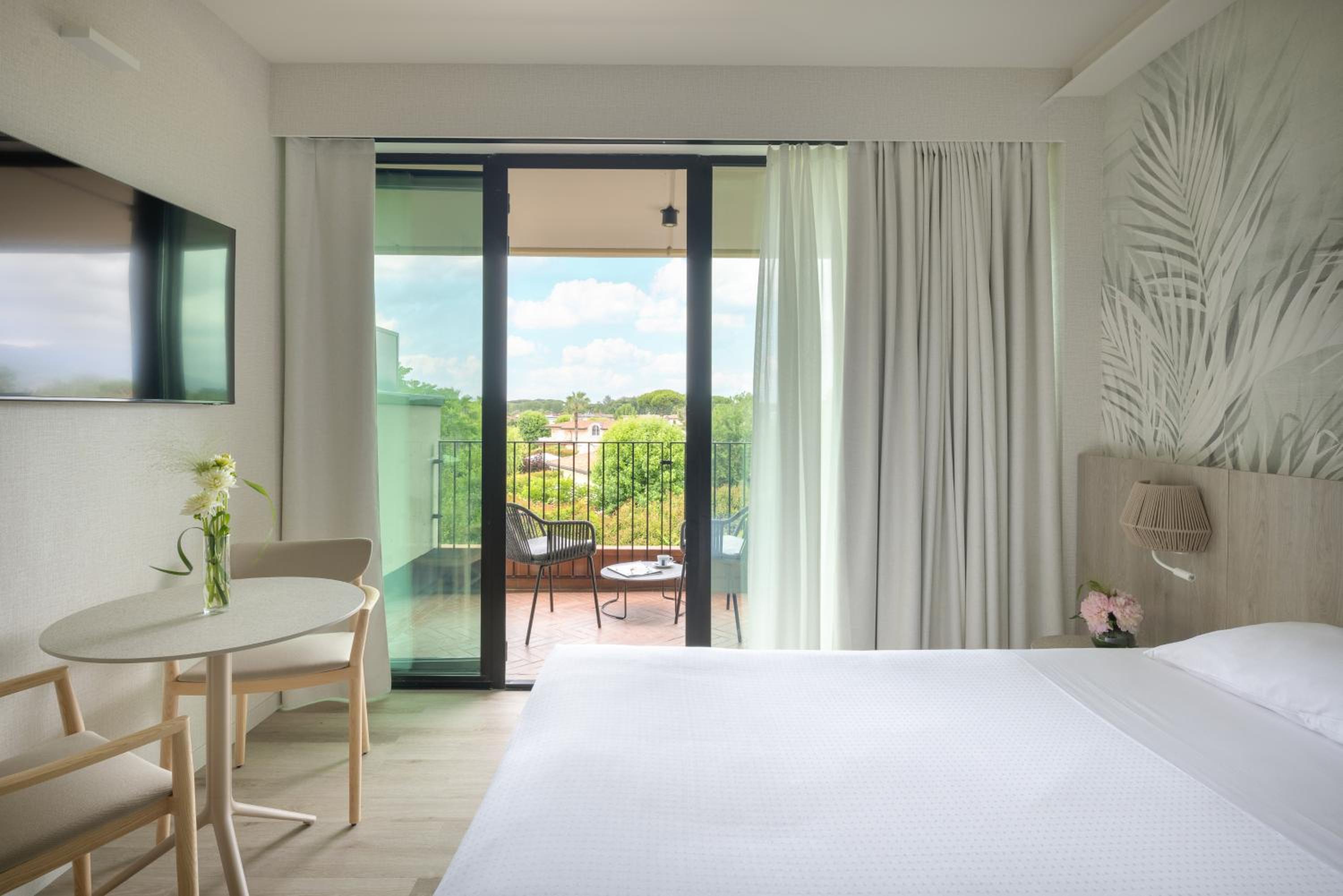 Deluxe Double Room - Photo 5