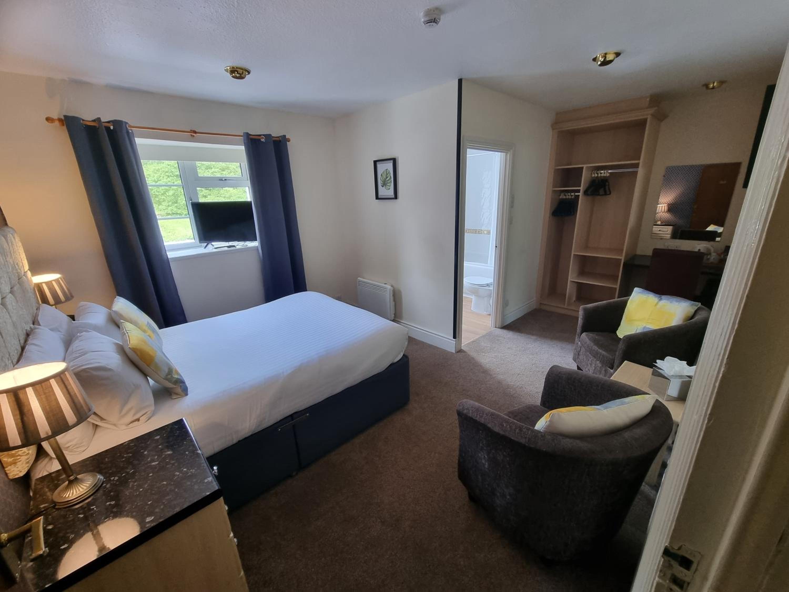 Standard Double Room - Photo 3