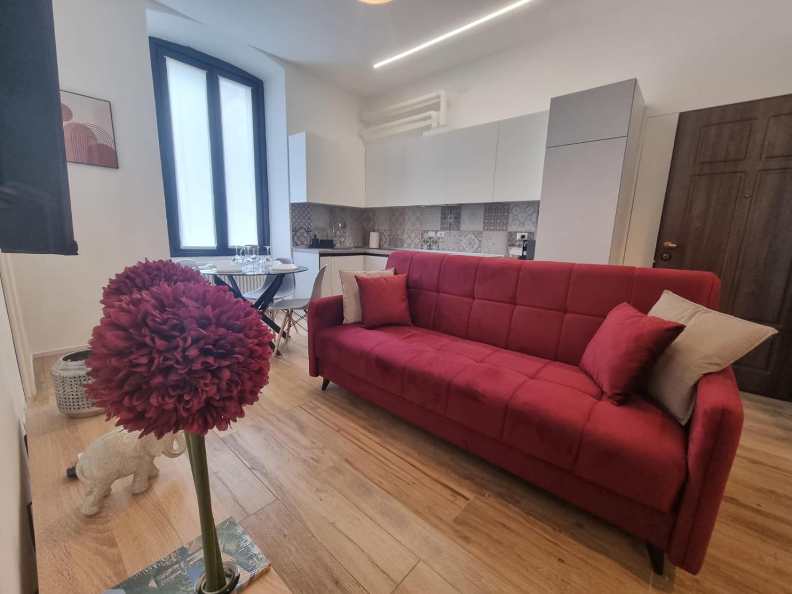 Two-Bedroom Apartment Separate Building - Photo 7