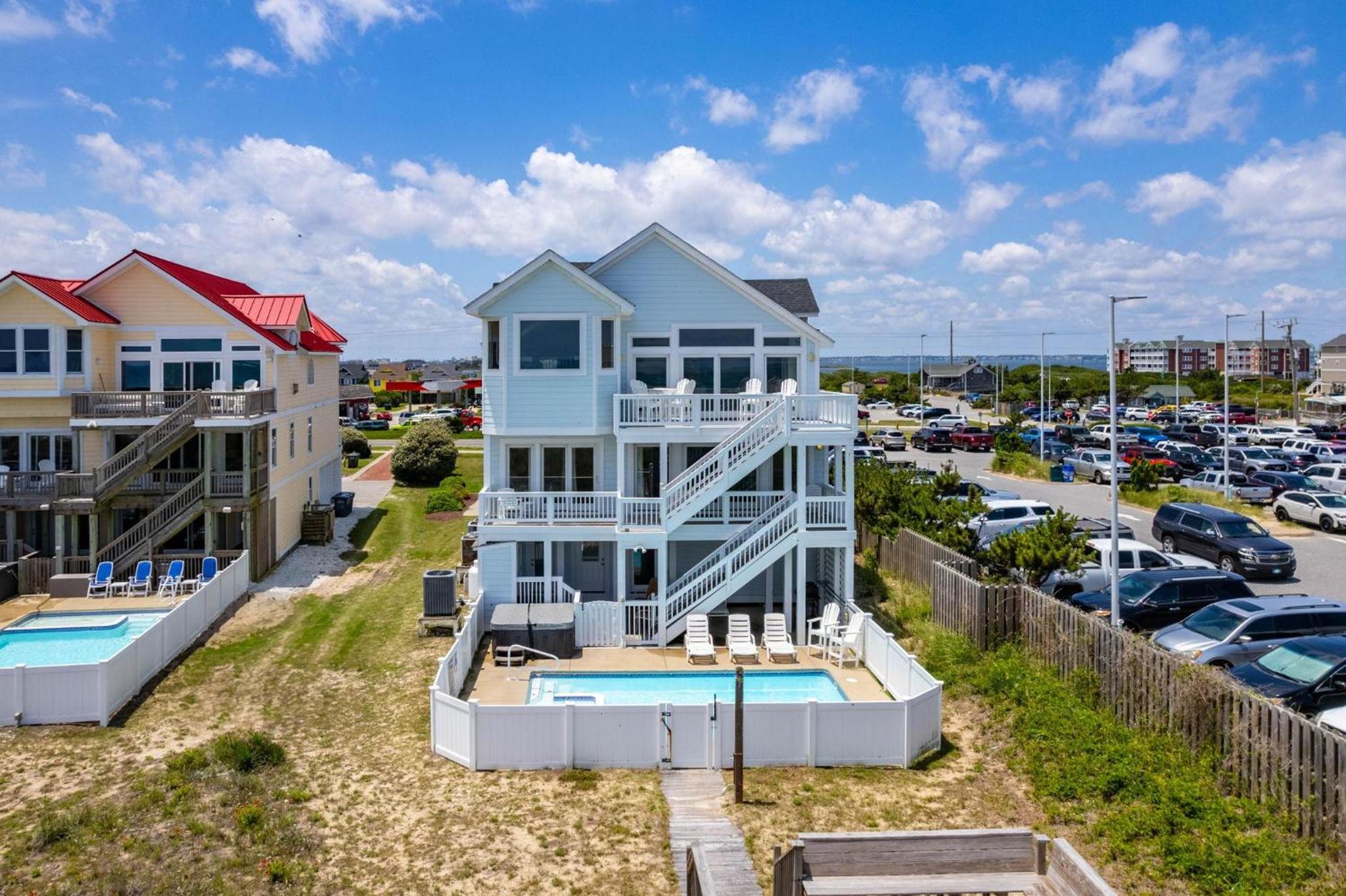 Eight-Bedroom Holiday Home photo 1