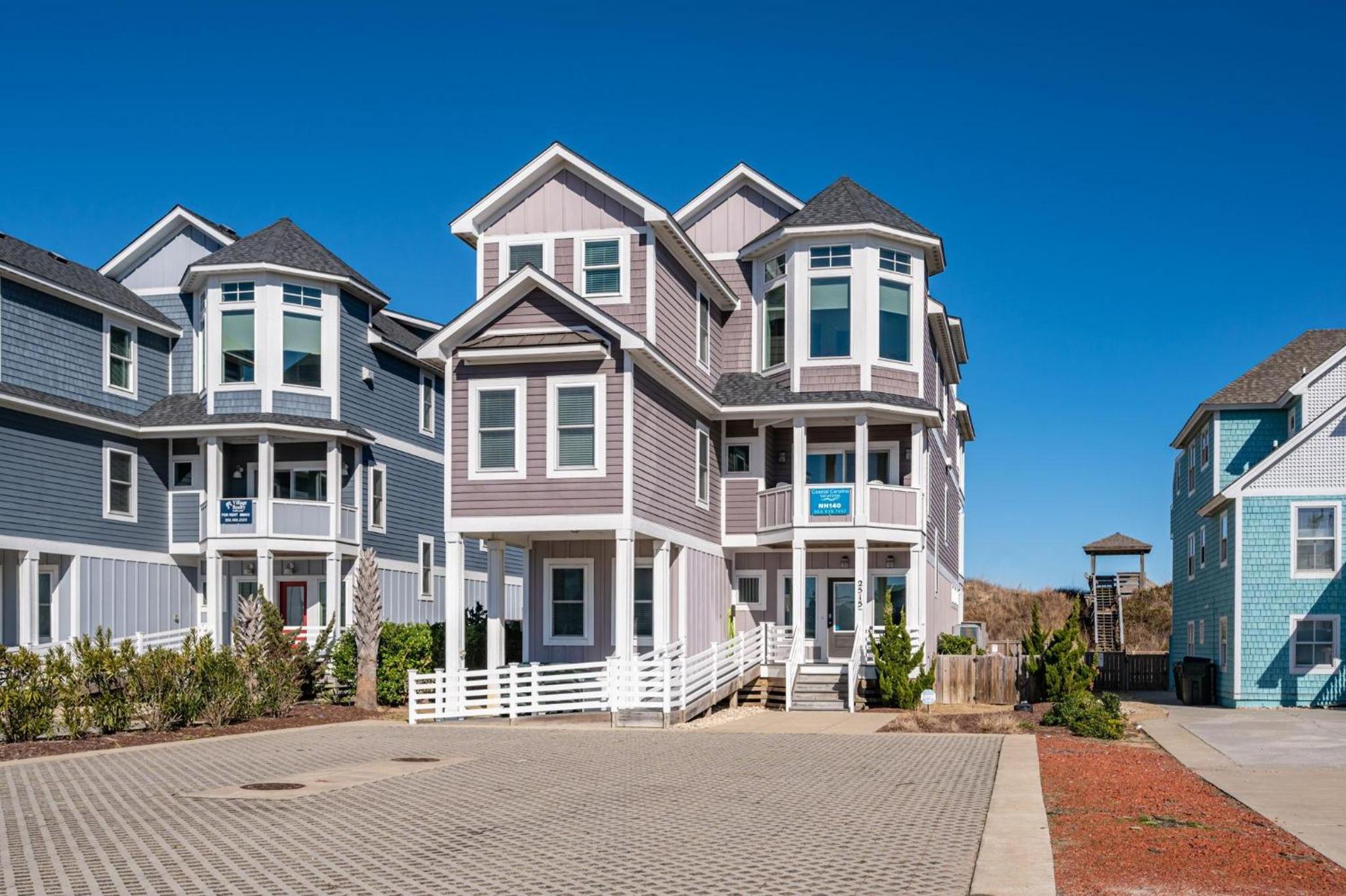Eight-Bedroom Holiday Home photo 1