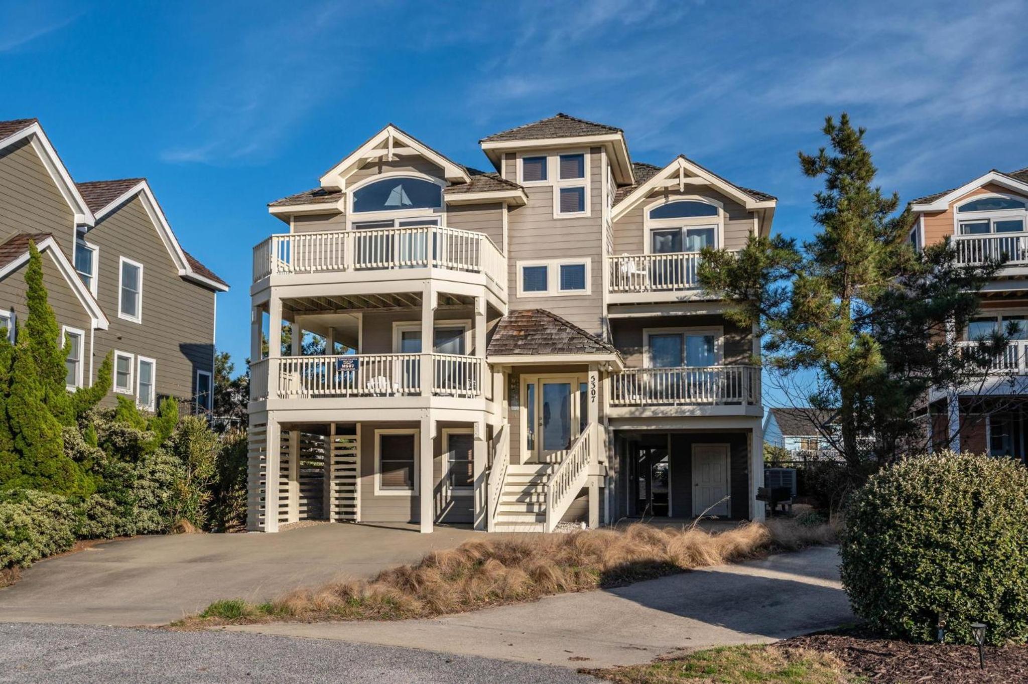 Five-Bedroom Holiday Home photo 1