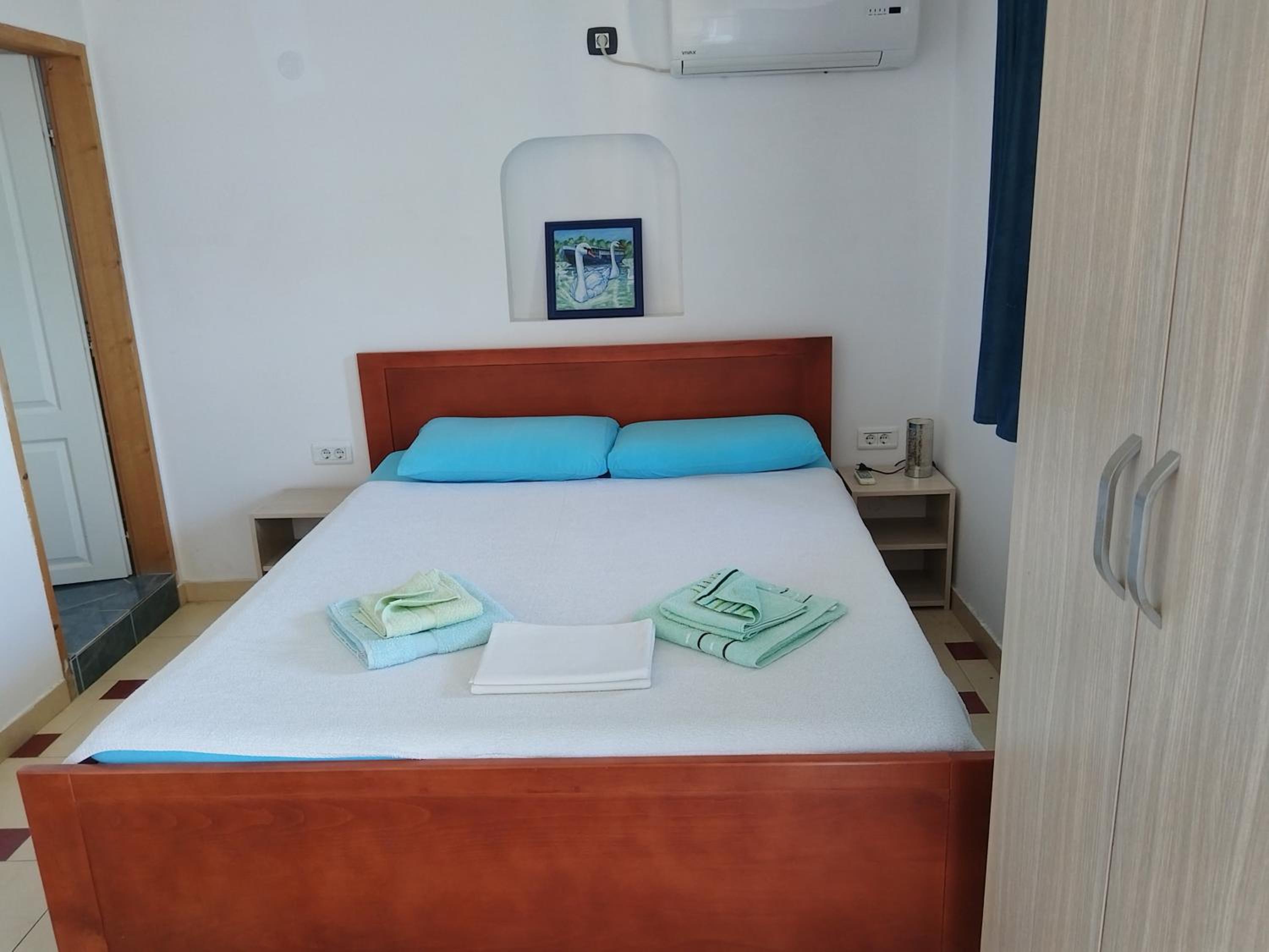 Standard Triple Room with Sea View