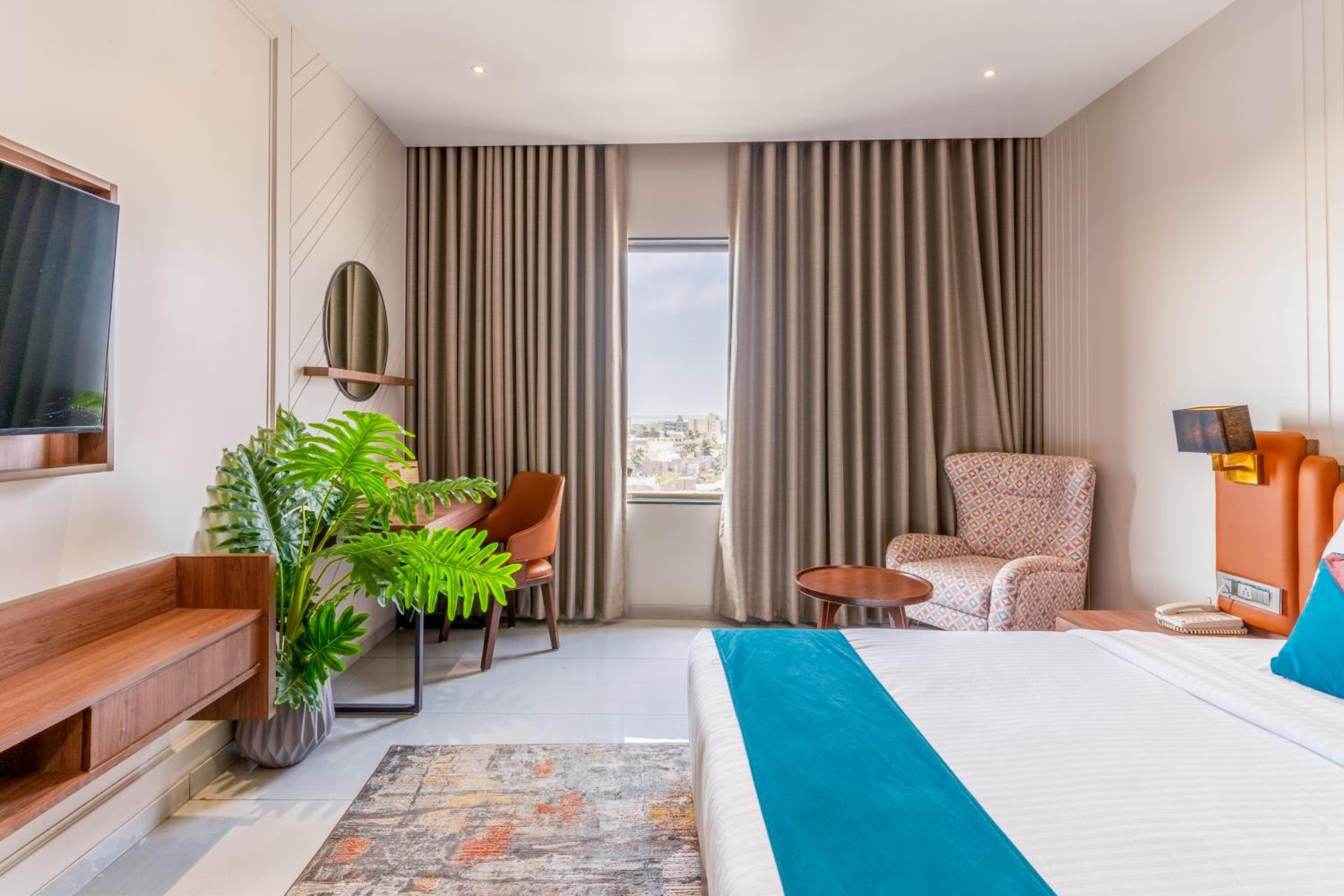Junior Suite with Sea View - Photo 1