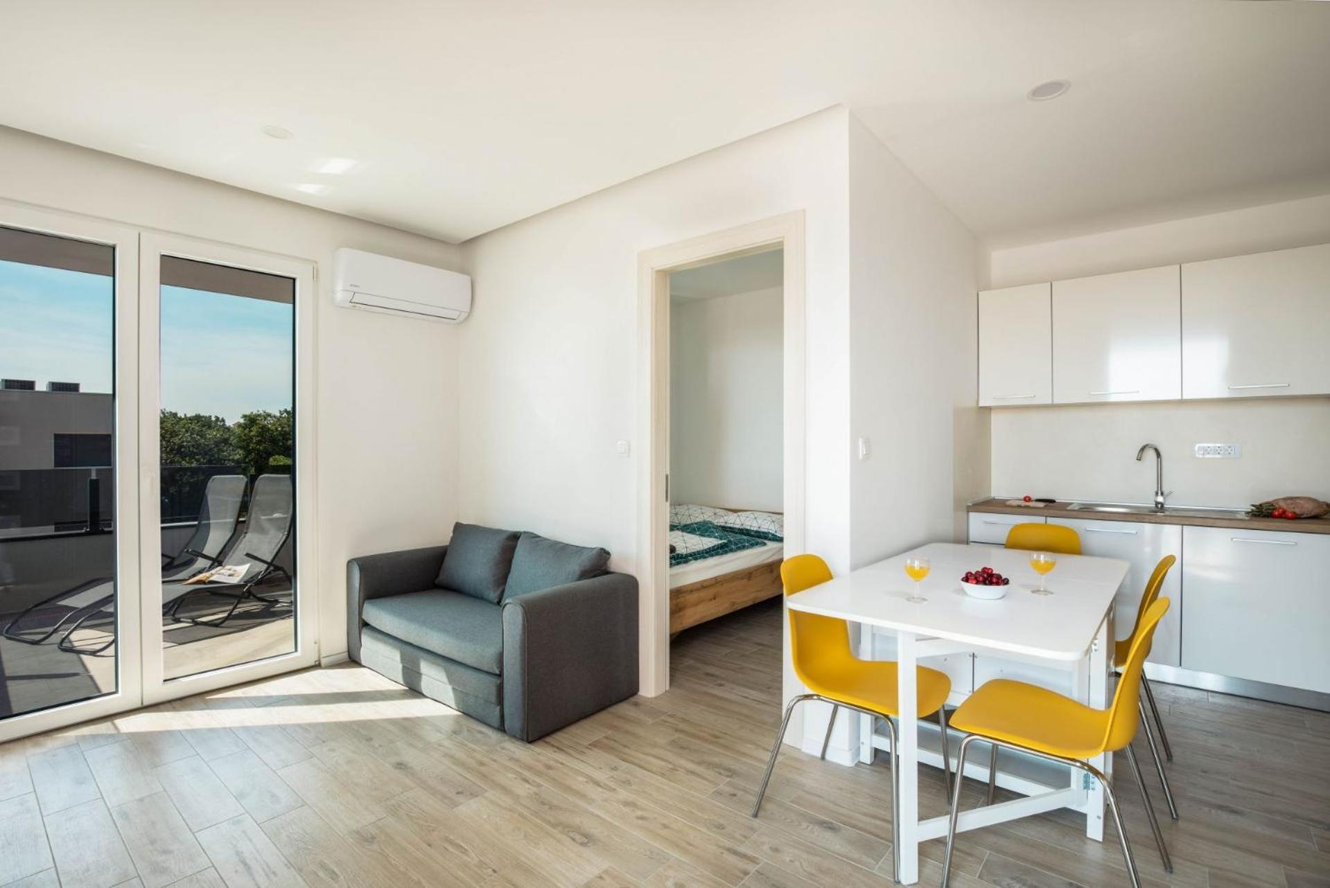 Two-Bedroom Apartment with Sea View photo 3