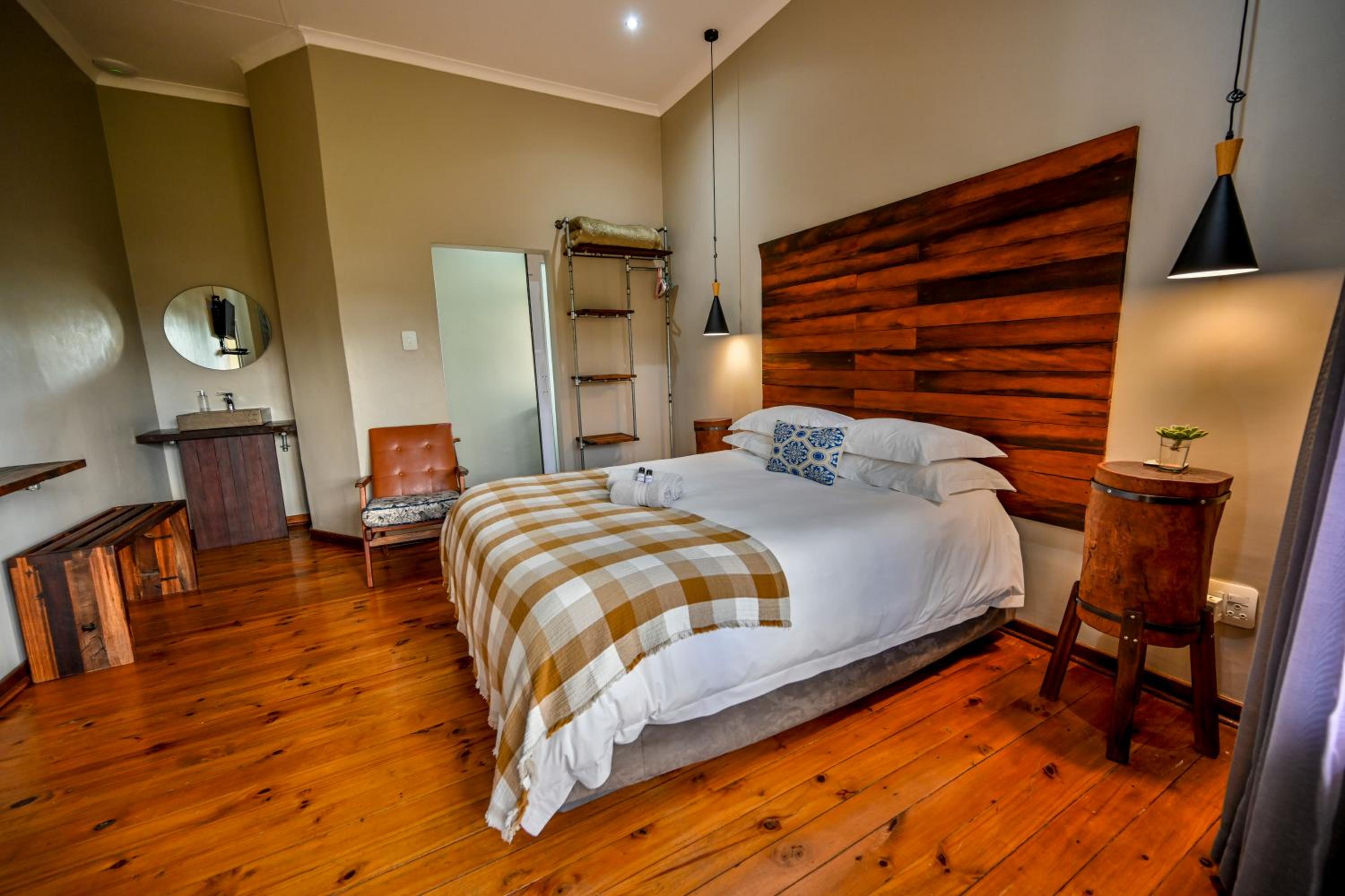 Suite with Balcony - Photo 1