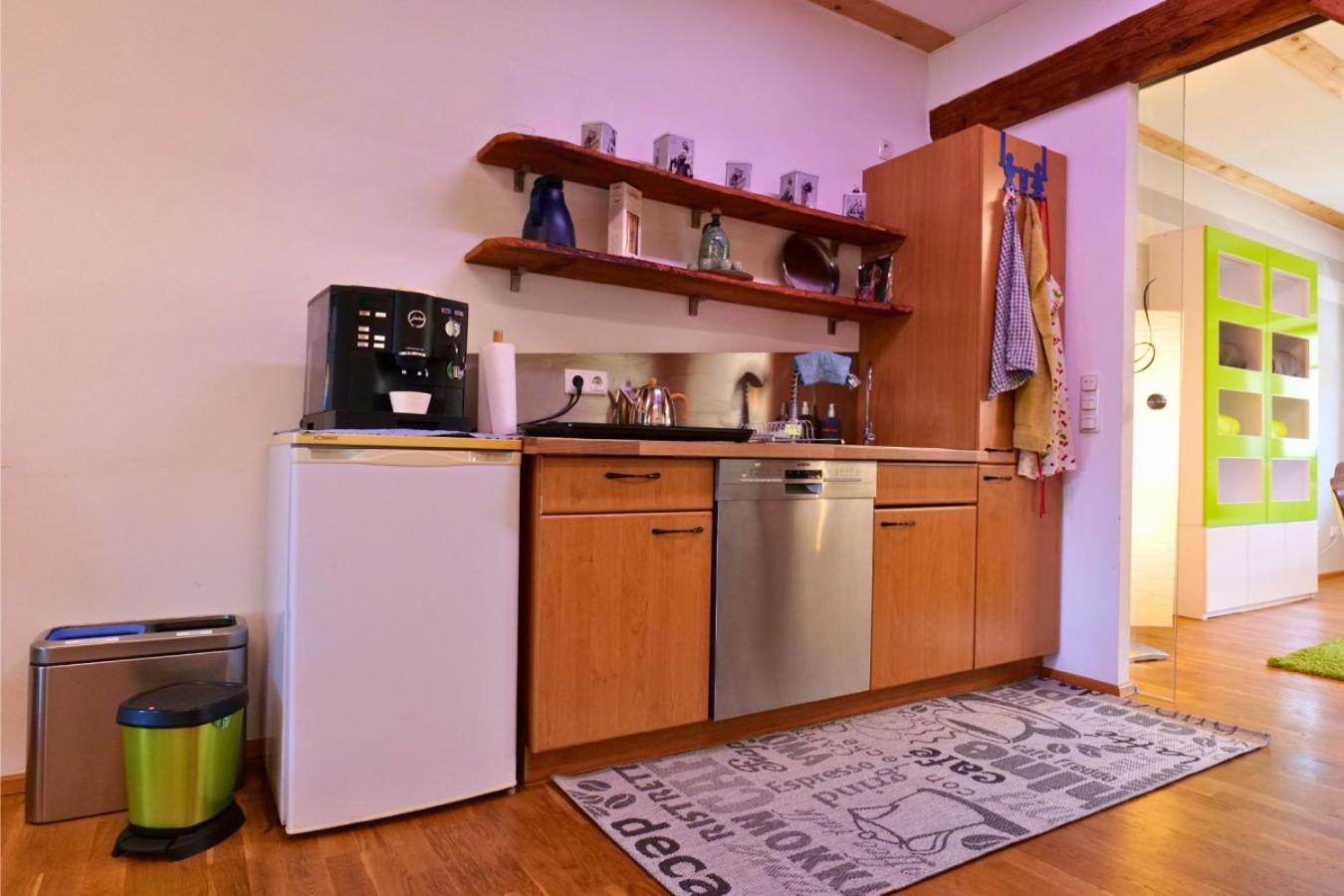One-Bedroom Apartment photo 3
