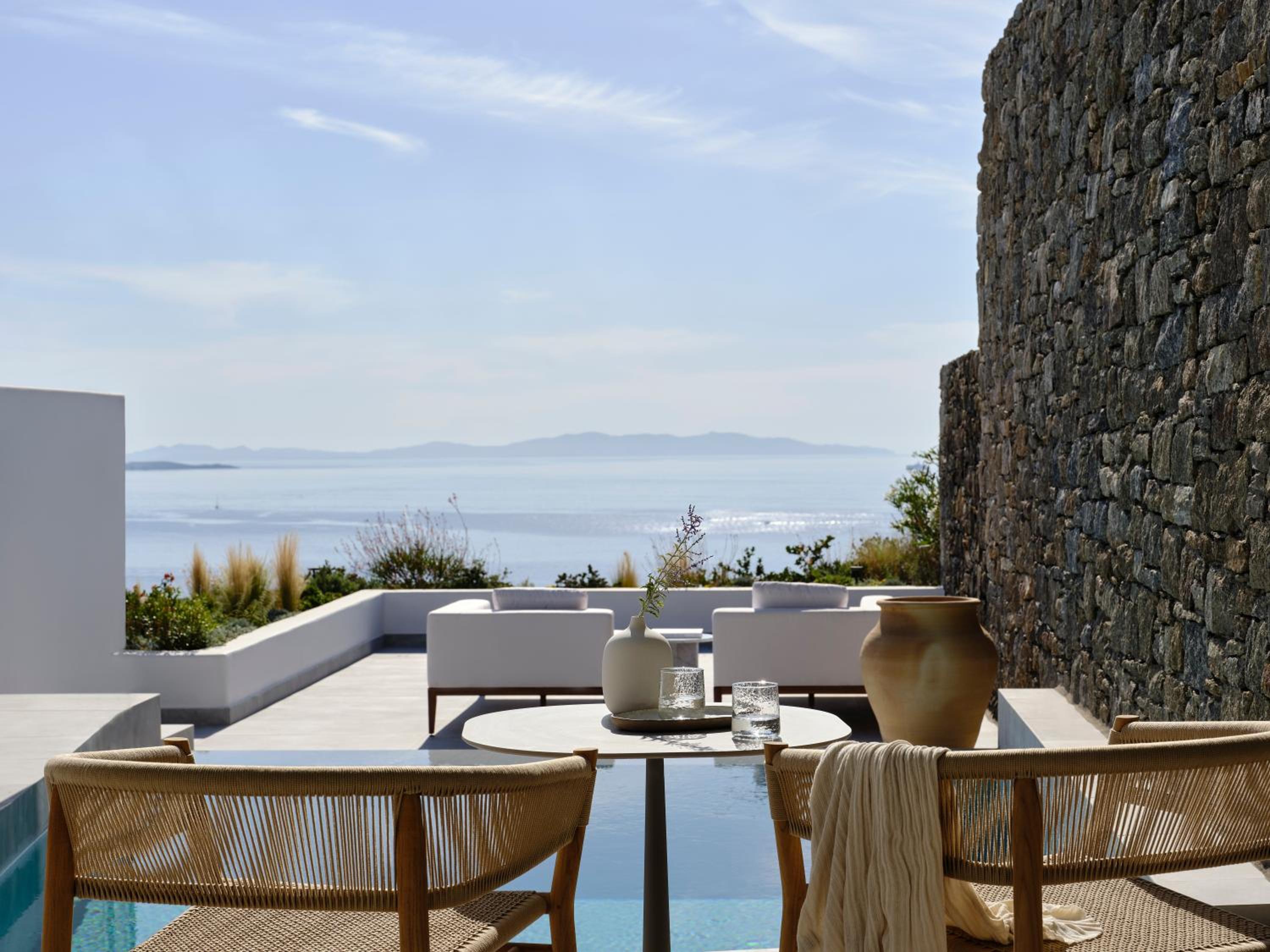 DELTA Room with Private Pool & Sea View - Photo 3