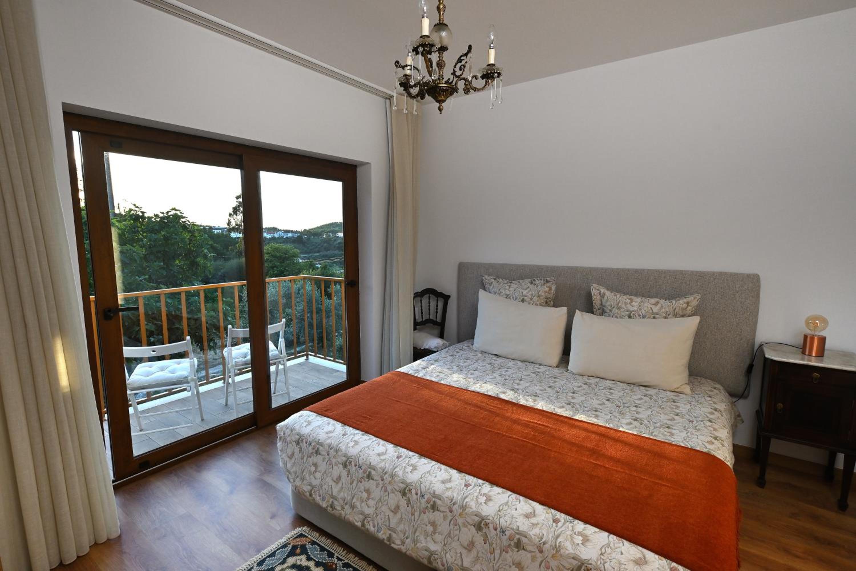 Double Room with Mountain View