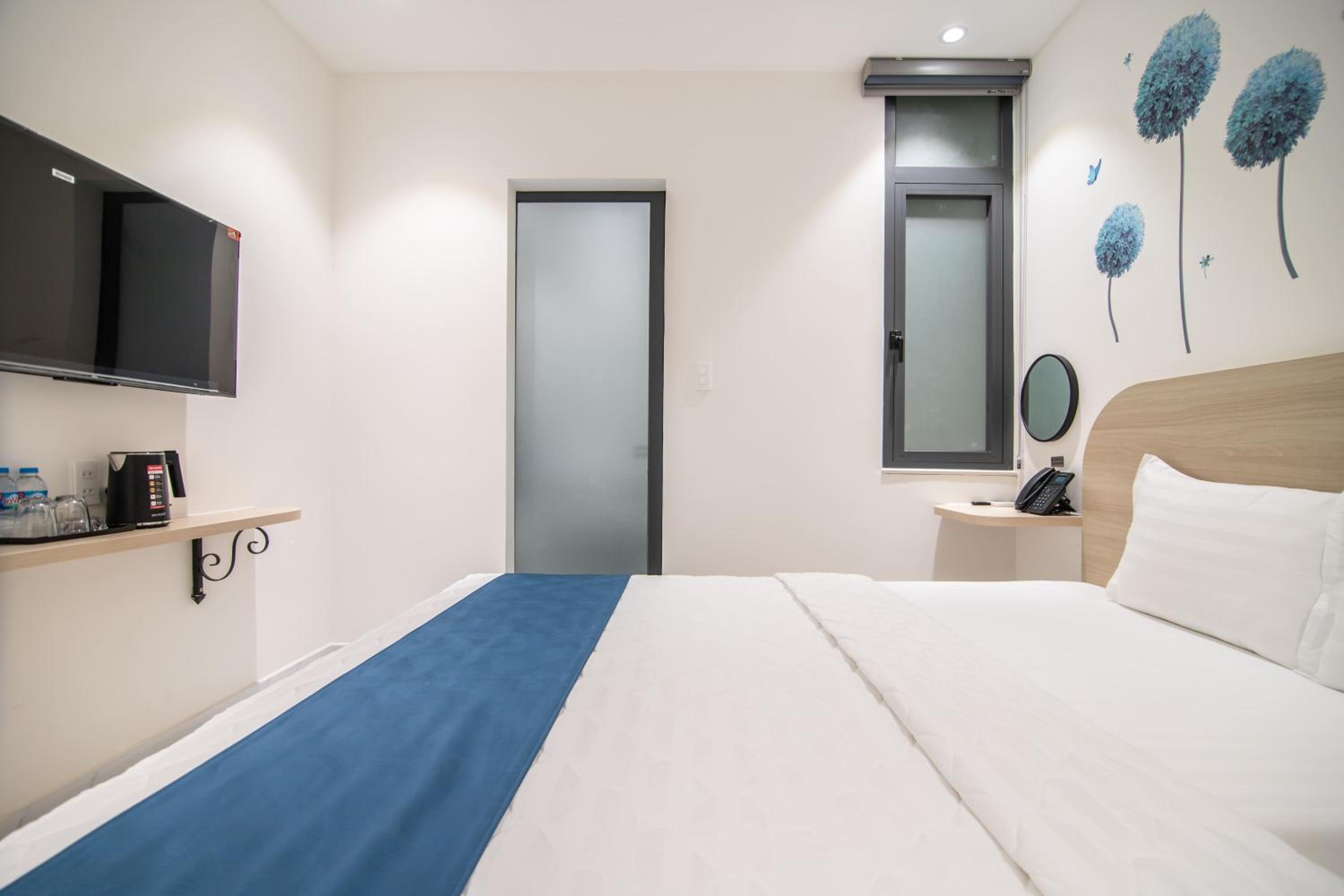 Standard Double Room - Photo 4