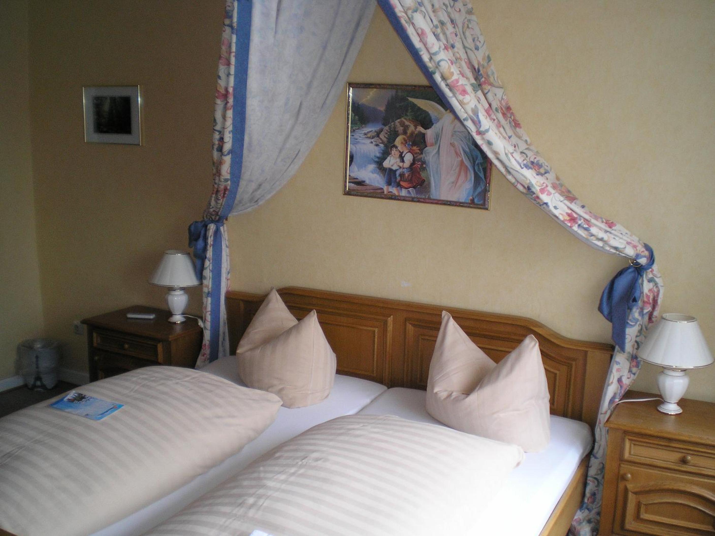 Standard Double Room - Photo 1