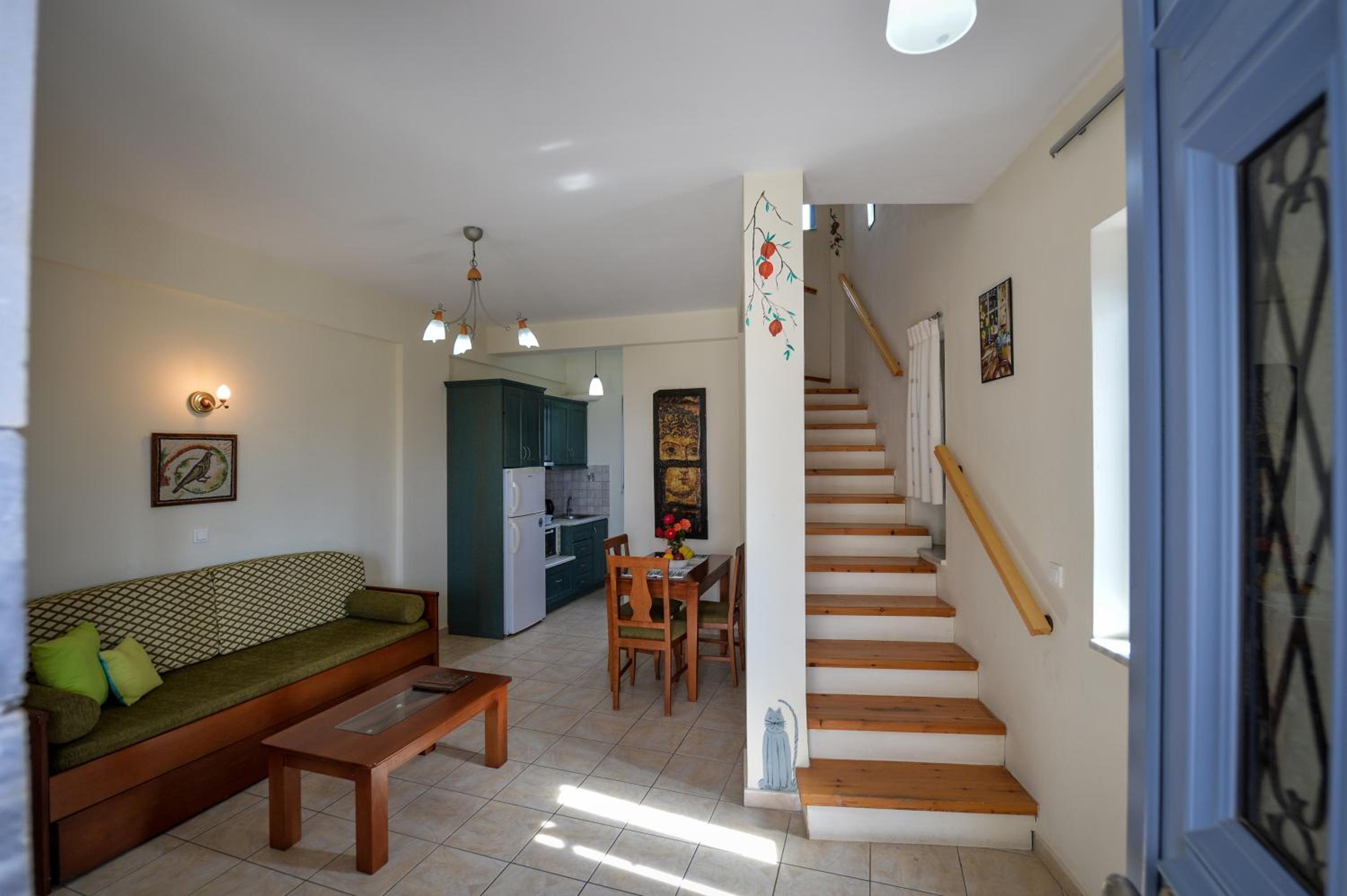 Maisonette photo 3