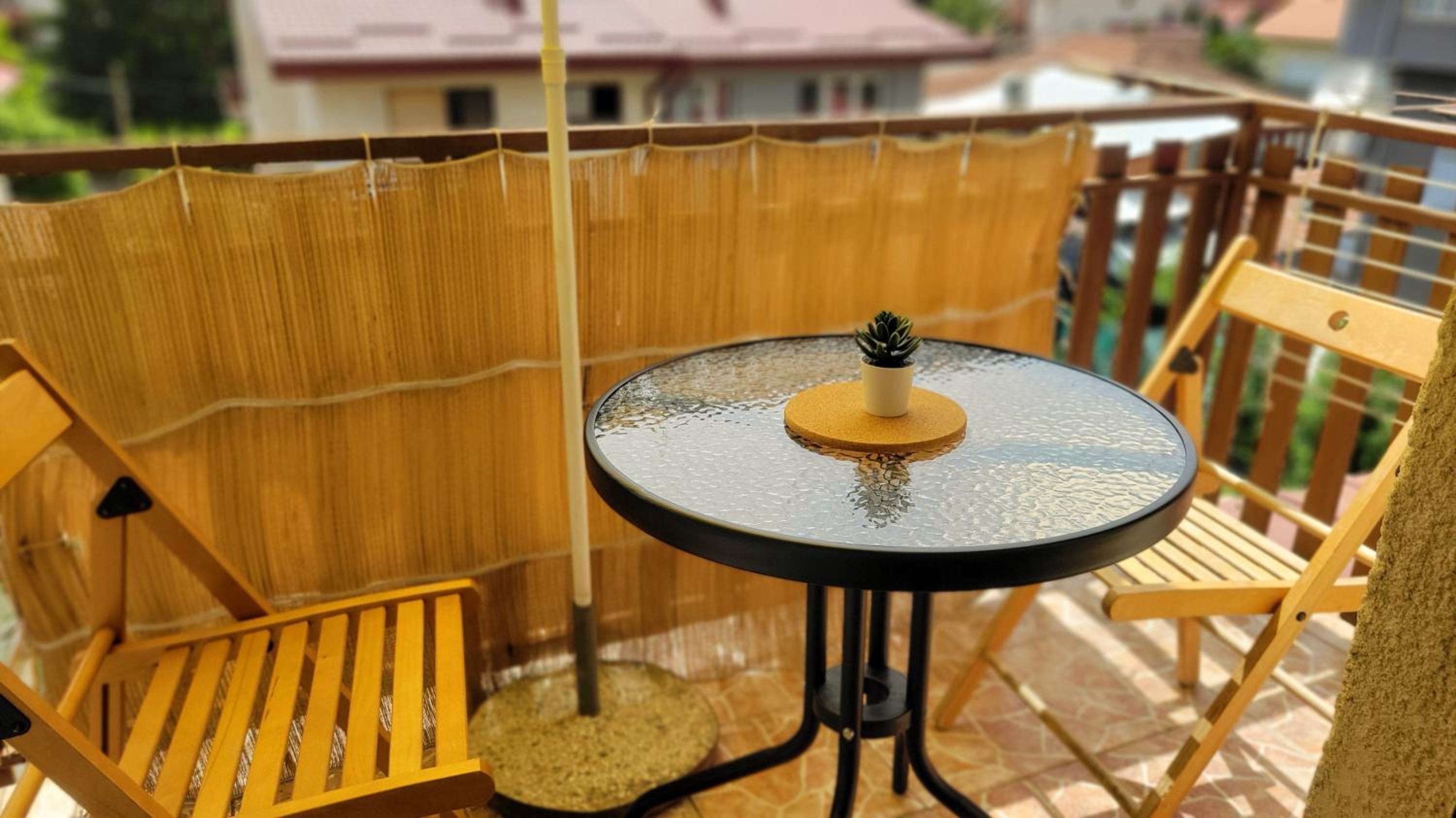 Studio Apartment with Balcony photo 2