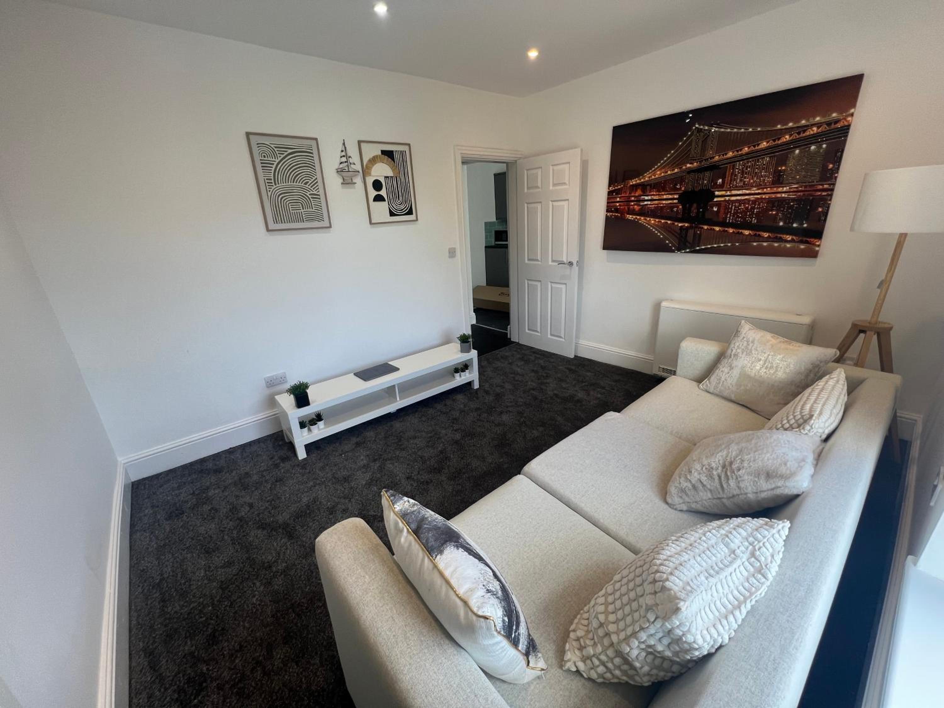 Two Bedroom Apartment (Non Smoking) photo 2