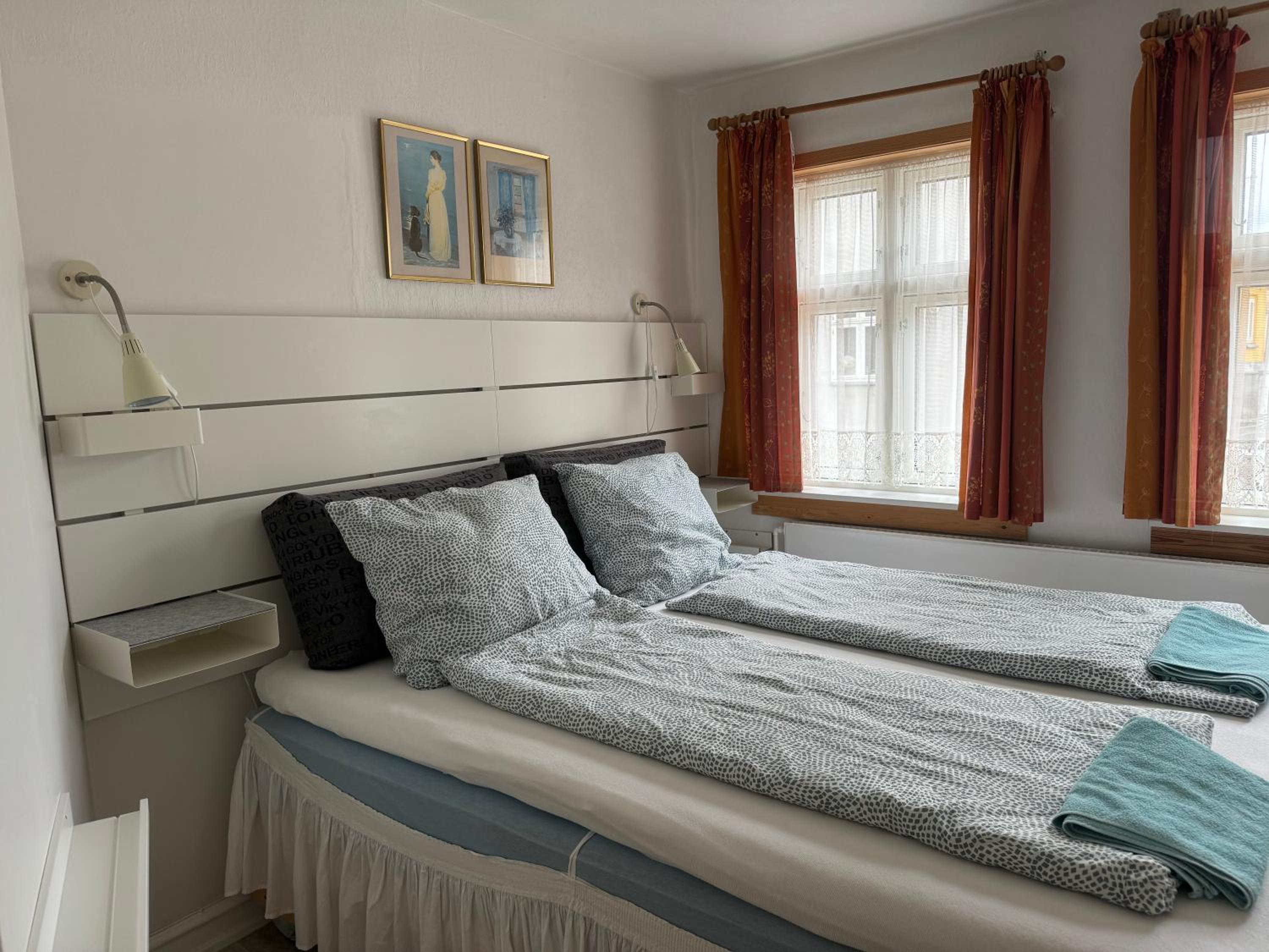 Budget Double Room - Photo 4