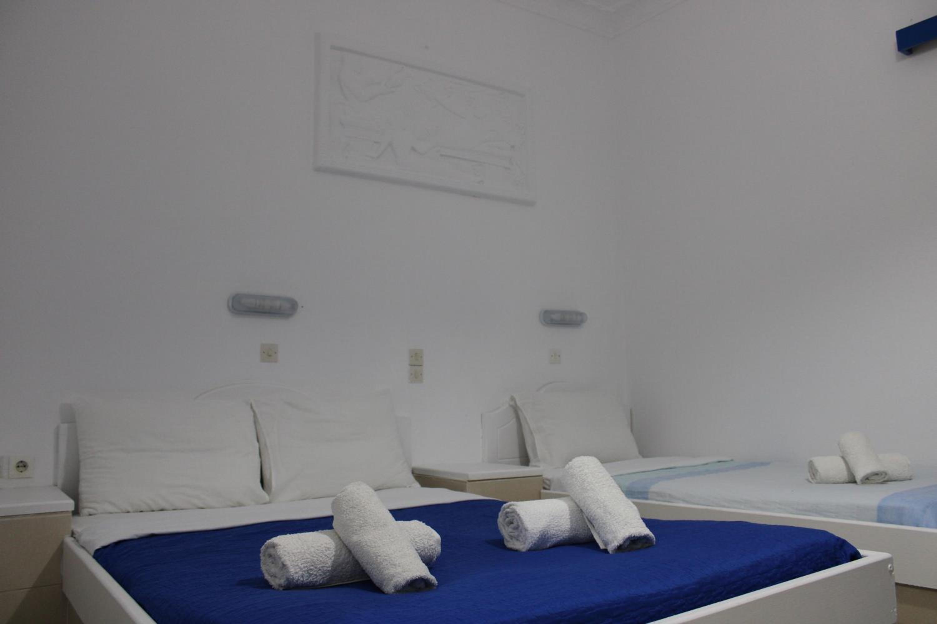 Superior Quadruple Room - Photo 6