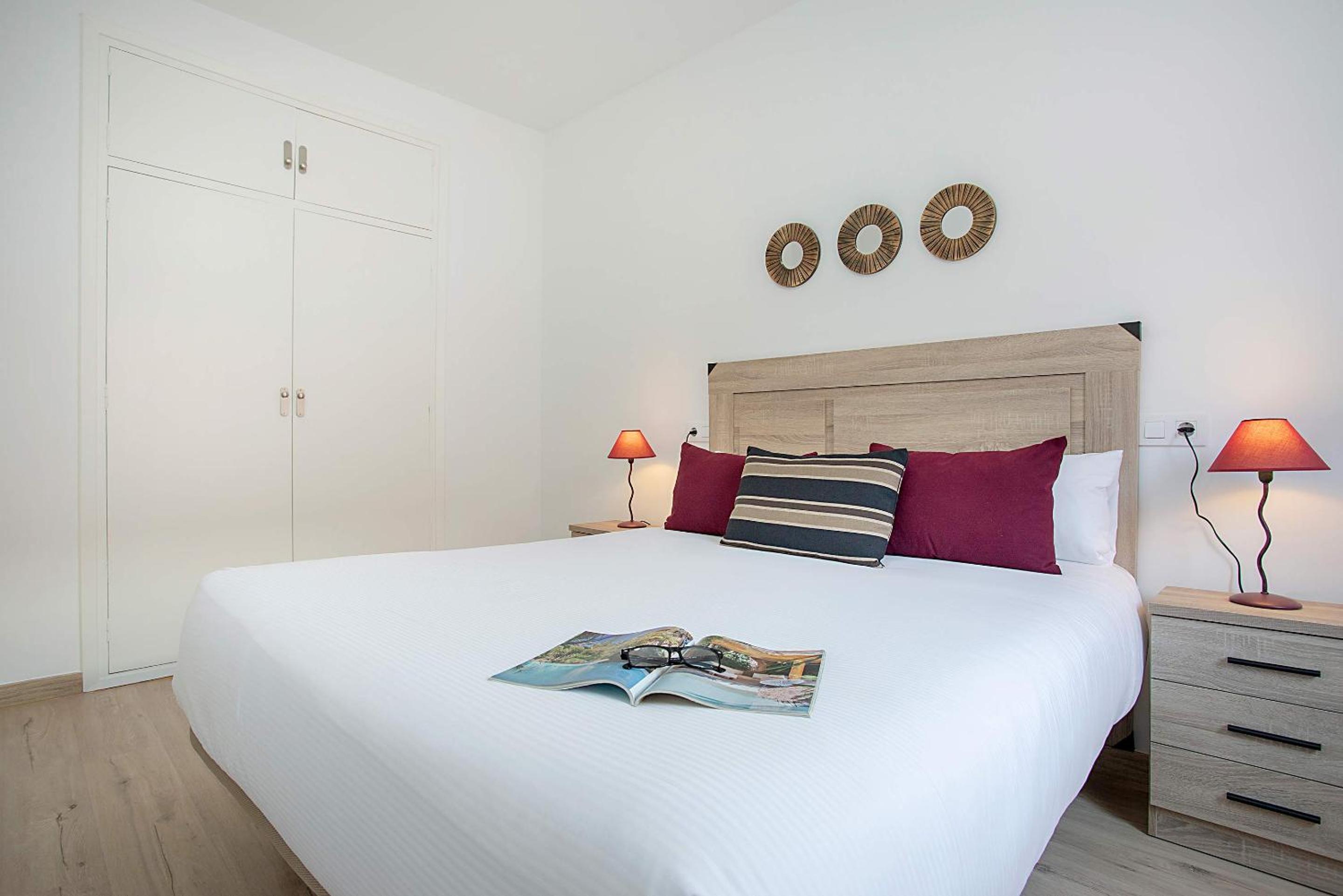 One-Bedroom Deluxe Apartment
