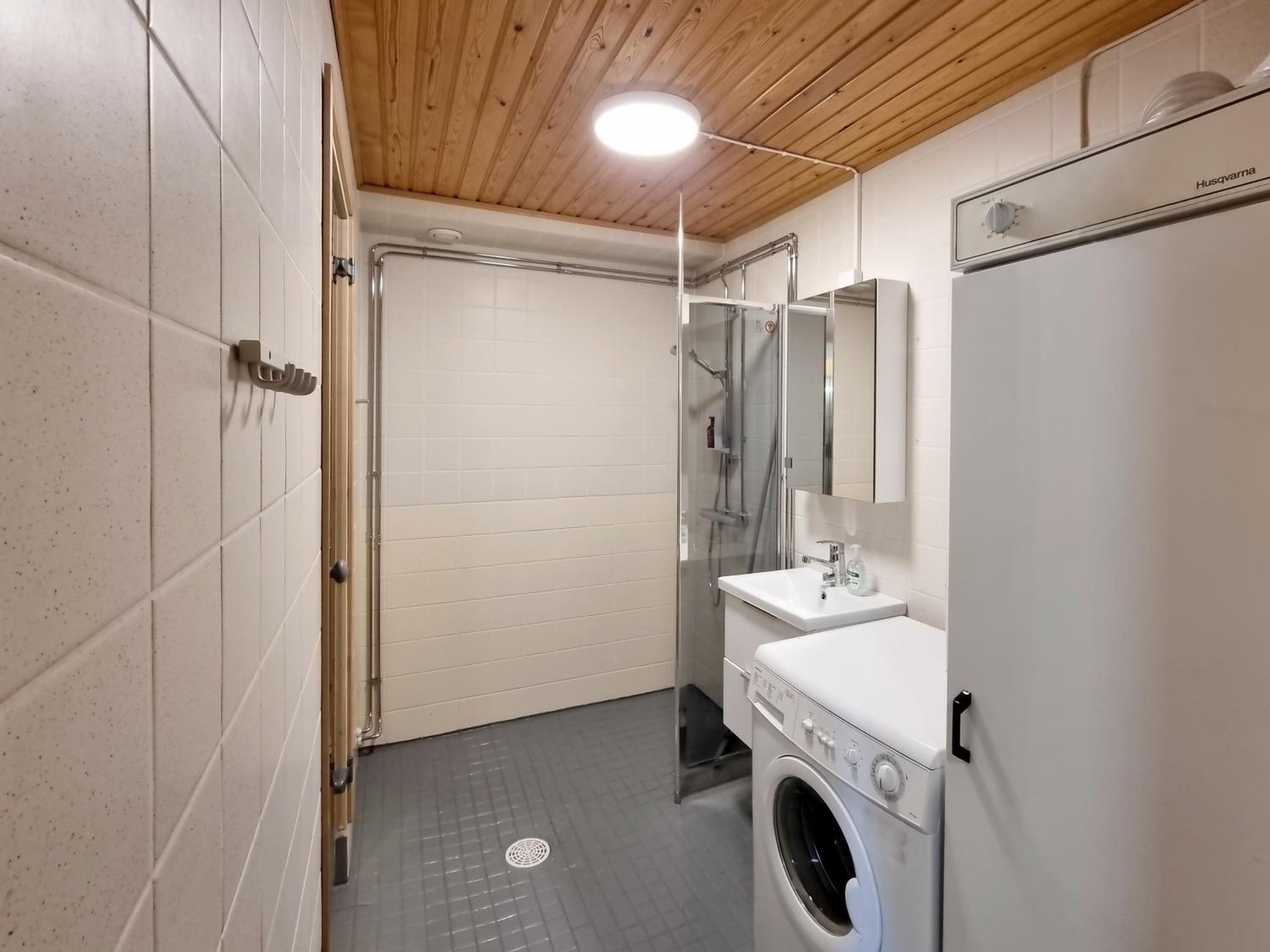 Two-Bedroom Apartment - Photo 25