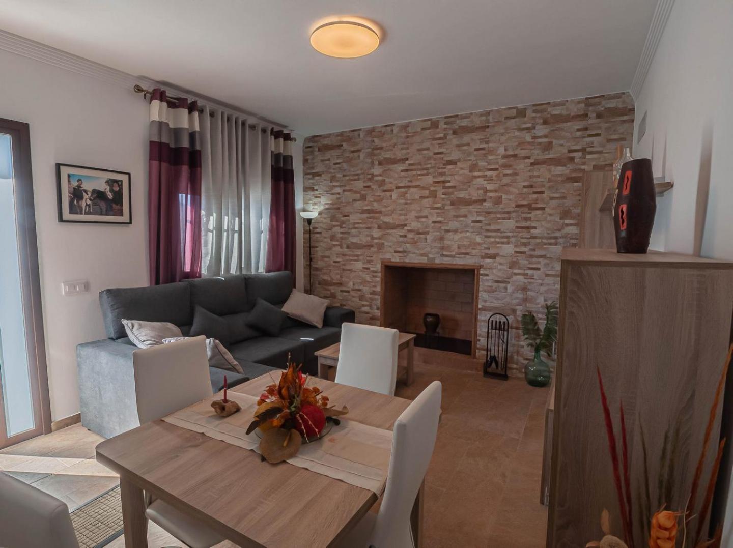 Villa de Tres Habitaciones