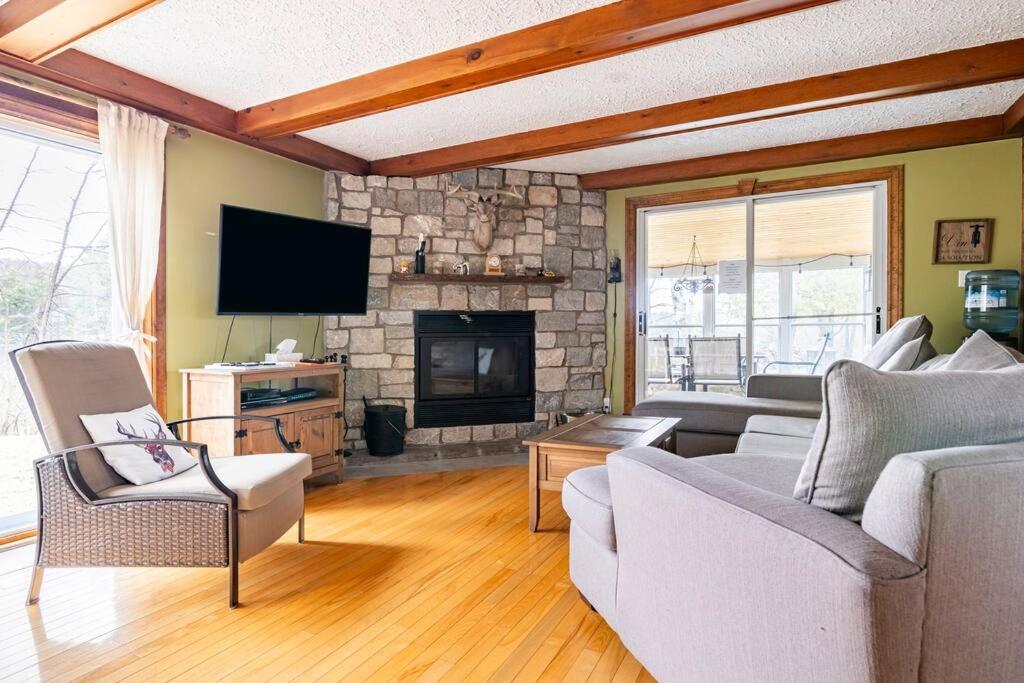 Three-Bedroom Chalet photo 1