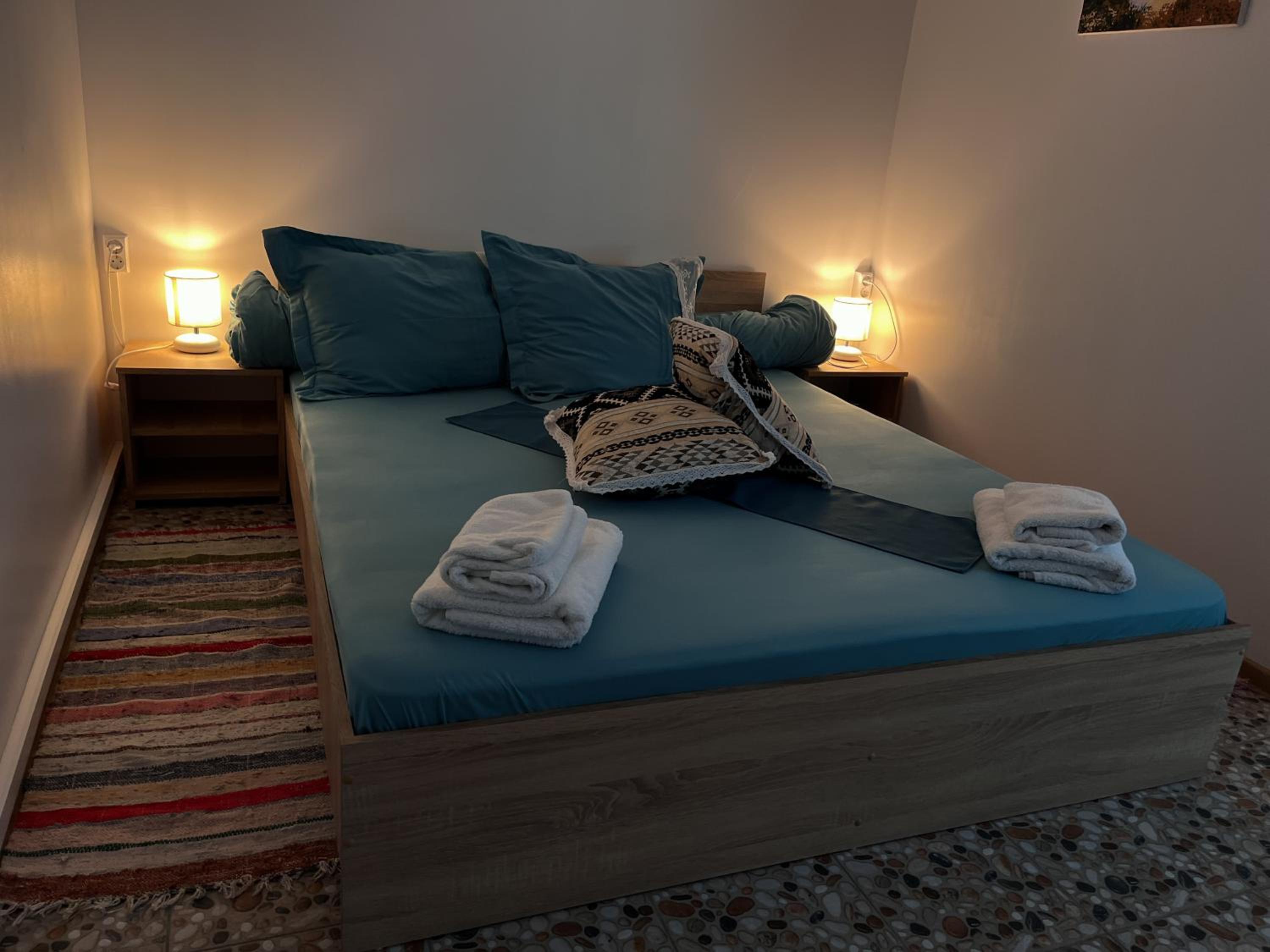 Double Room with Private Bathroom - Photo 5